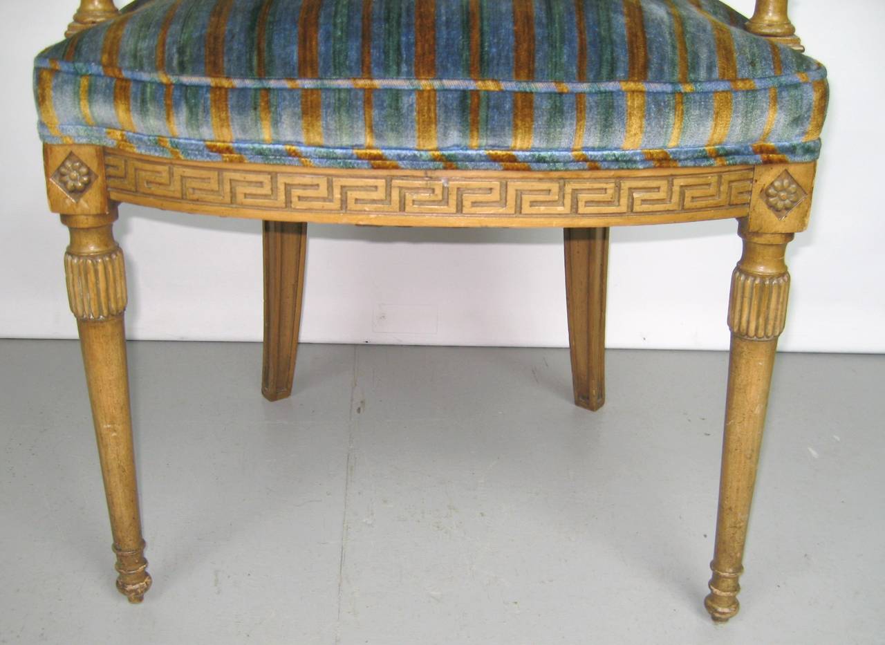 Pair of Painted Italian Louis XVI Carved Armchairs For Sale 1