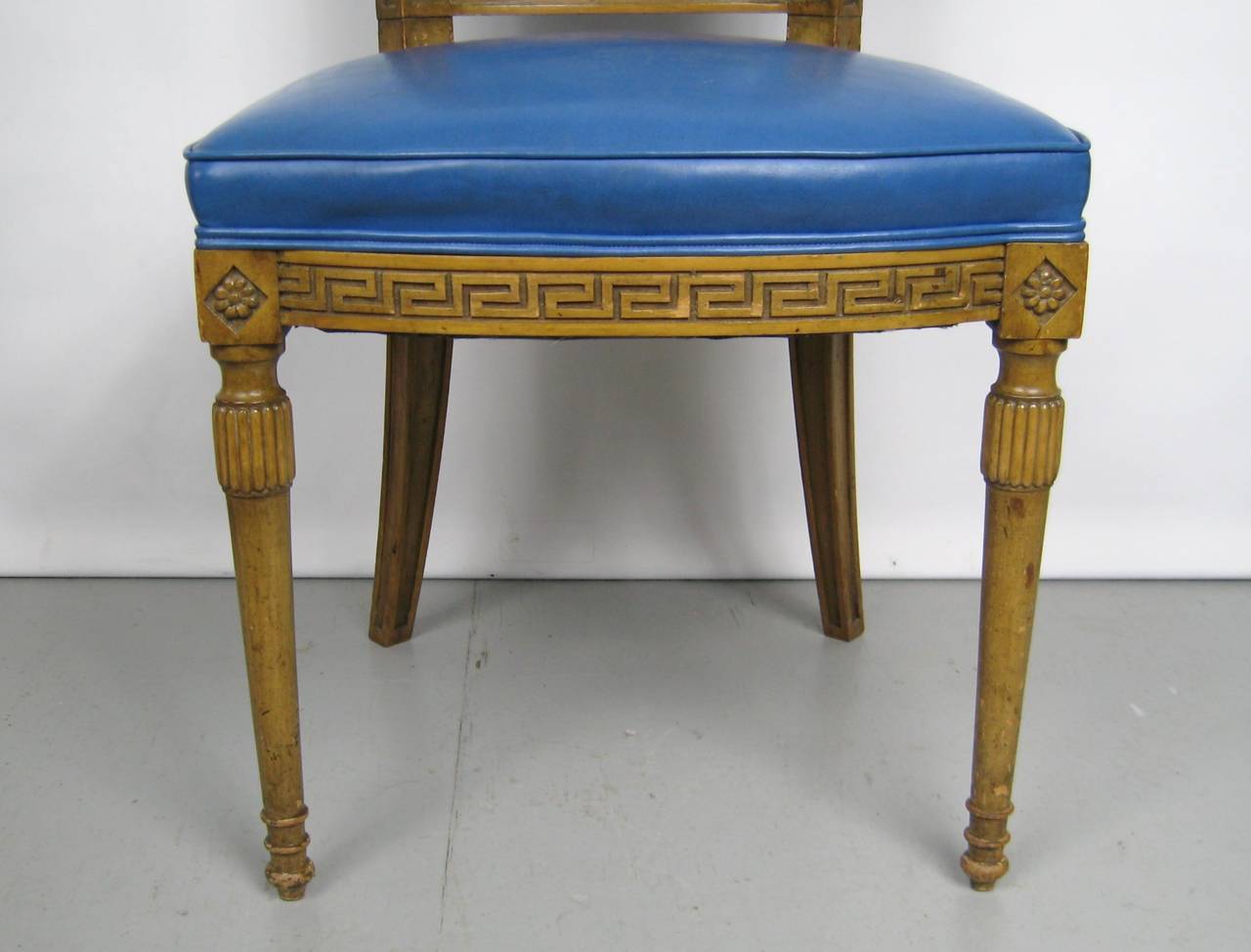 Wood Painted Pair of Italian Louis XVI Neoclassical Chair For Sale