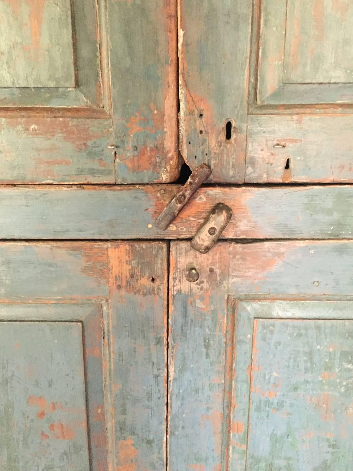 18th Century Blind Door Large Hudson Valley Cupboard with Original Blue Paint In Excellent Condition In Wallkill, NY