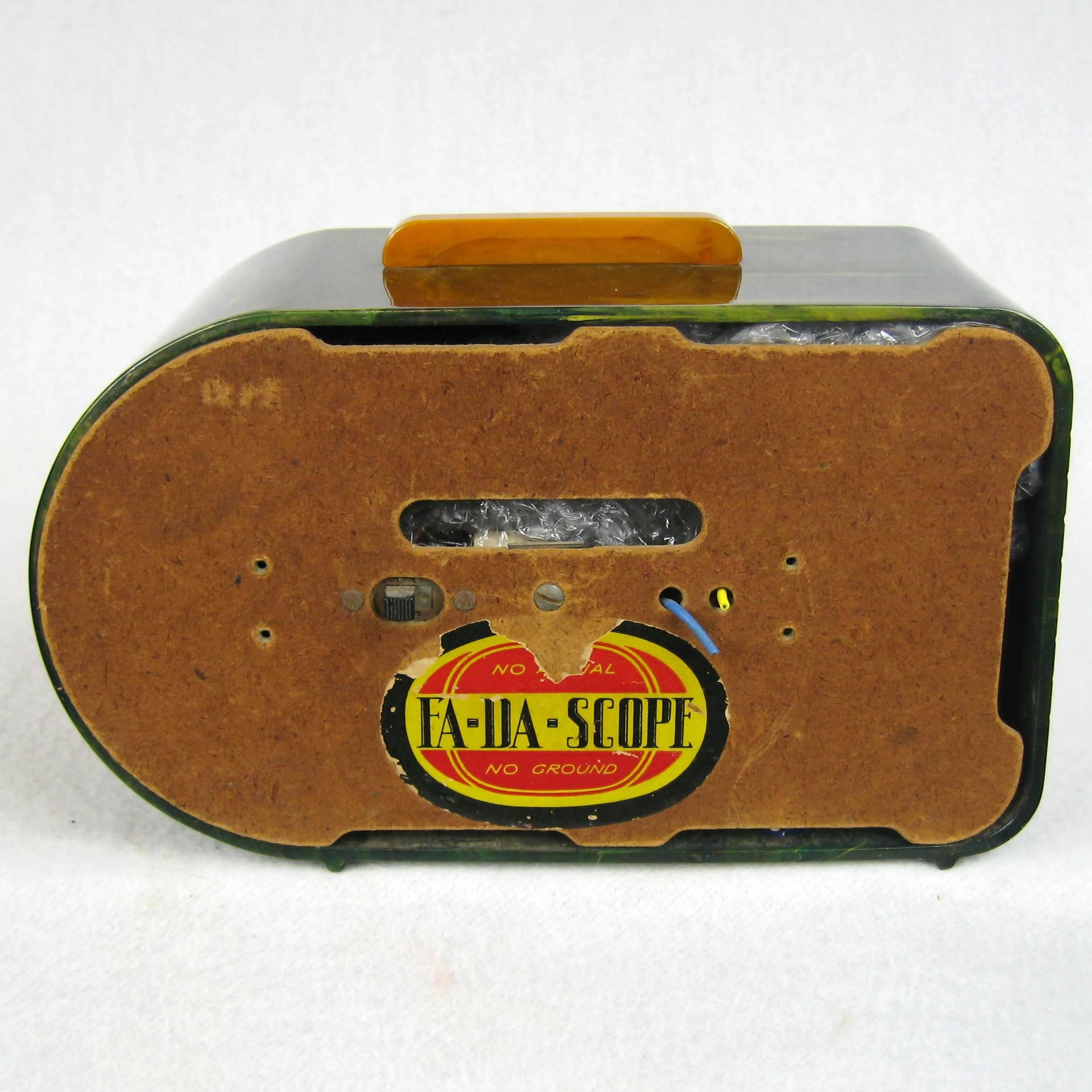 American 1940 Fada Bullet 116 Bakelite Catalin Radio, Blue with Pumpkin Trim For Sale
