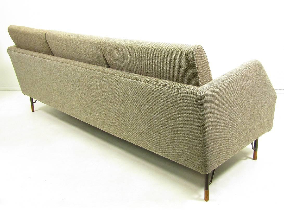 Perfect BO-77 Sofa by Finn Juhl for Bovirke For Sale 1
