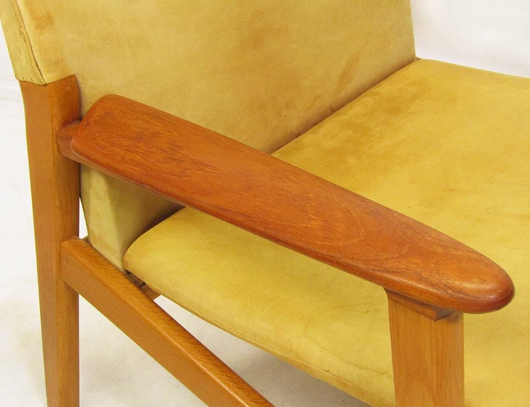 Two 1950s Lounge Chairs by Hans Olsen For Sale 2