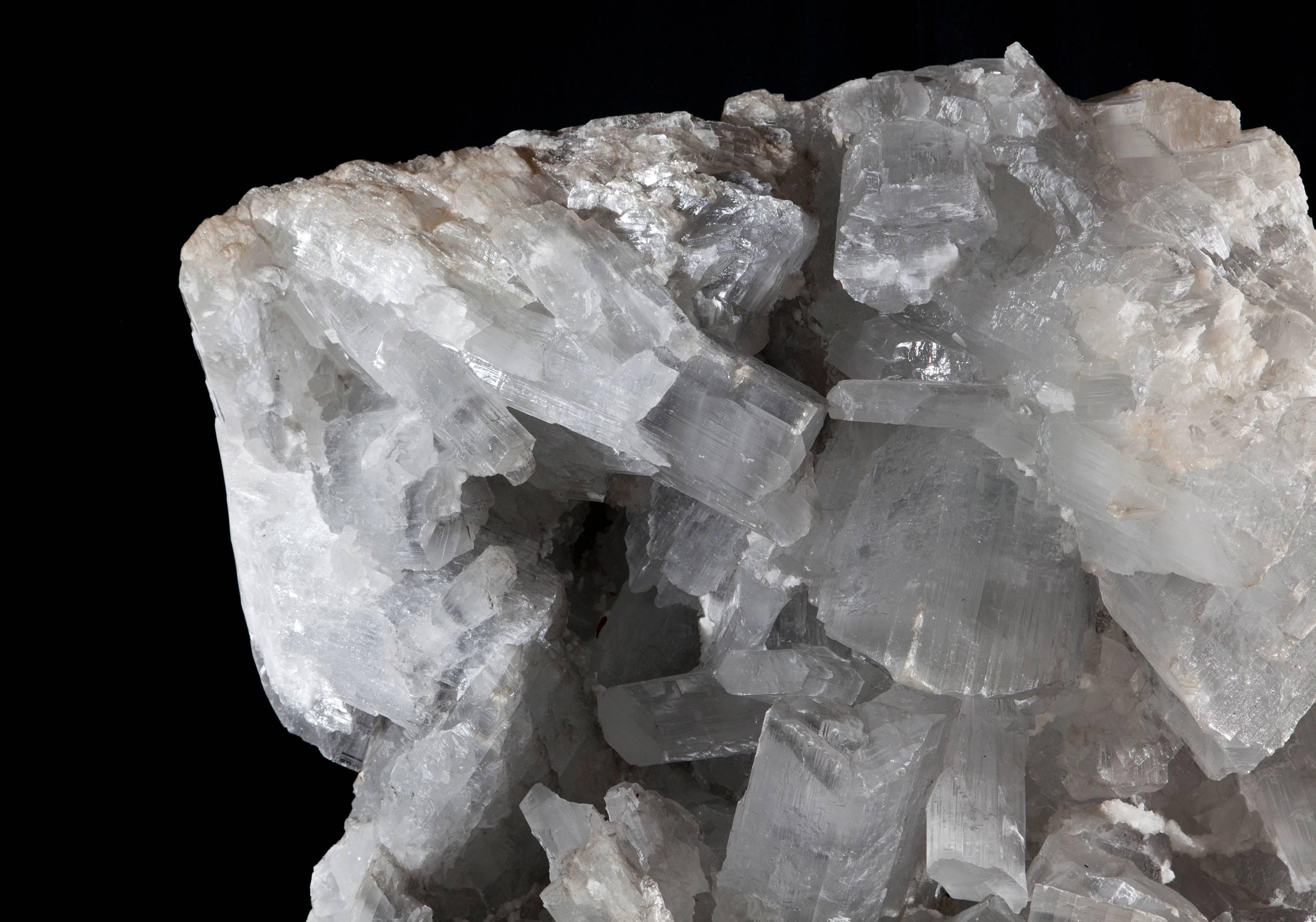 Riesige montierte Gipsmineralien-Cluster aus China