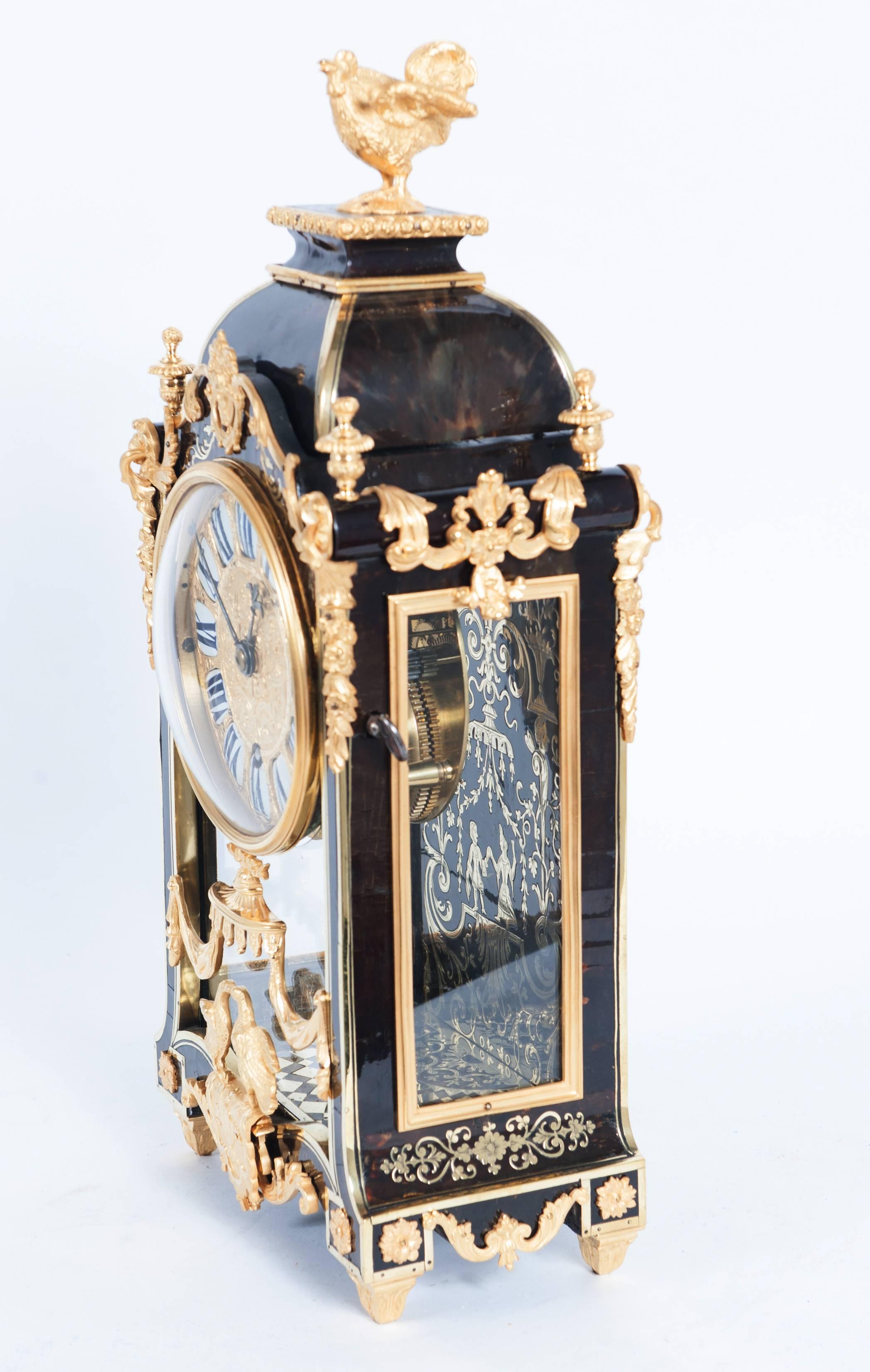 French Small Decorative Louis XIV Boulle Inlaid Bracket Clock, circa 1720 For Sale