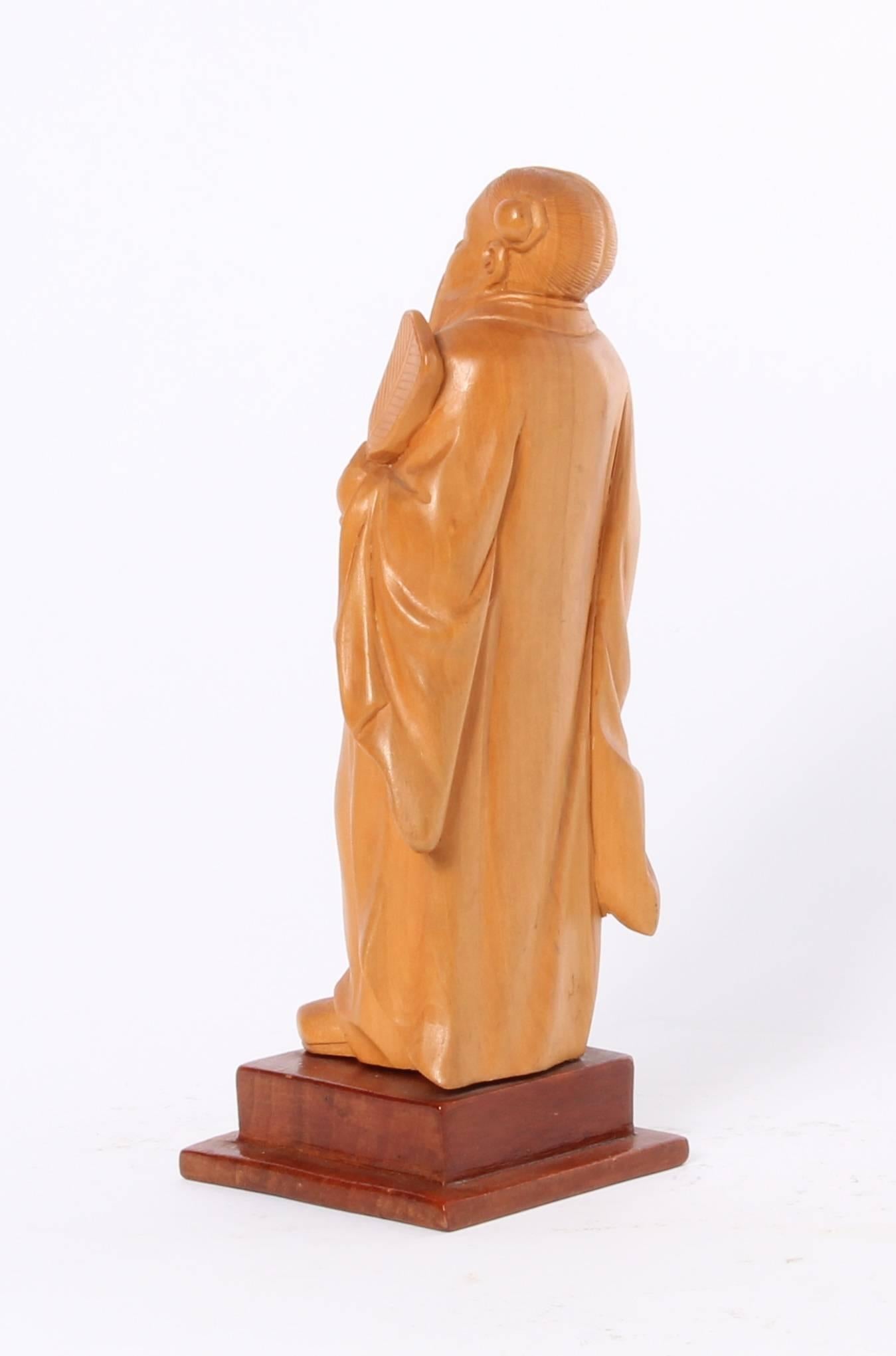 20th Century Lovely Chinese Carved Boxwood Sculpture of a Man, circa 1920 For Sale