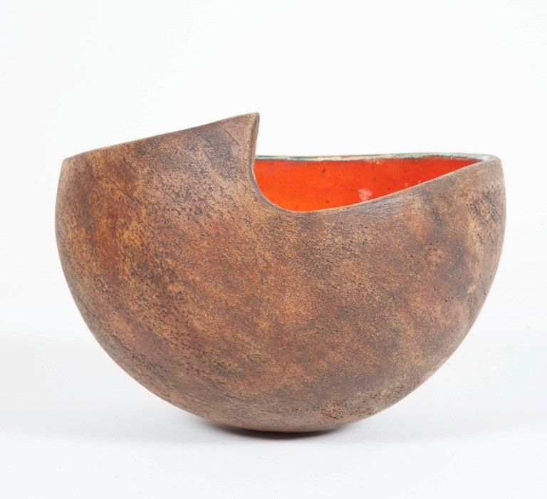 Marianne Vissiere, 2014
Ceramic Bowl, Free-Form Edge, Rough of the Exterior, Smooth Red Glaze Interior