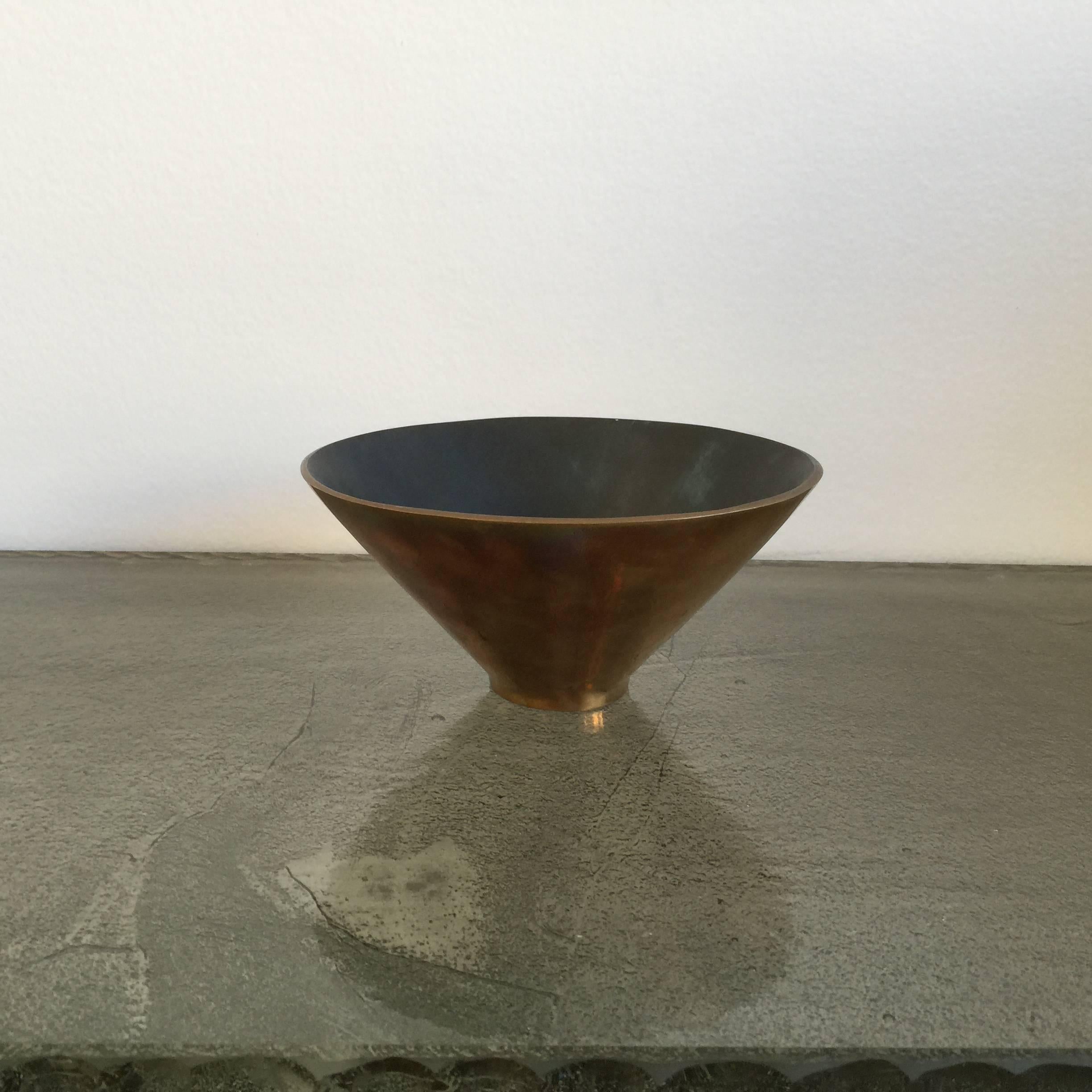 French Patinated Bronze Vide Poche vessel by Monique Gerber, France, 1960s For Sale