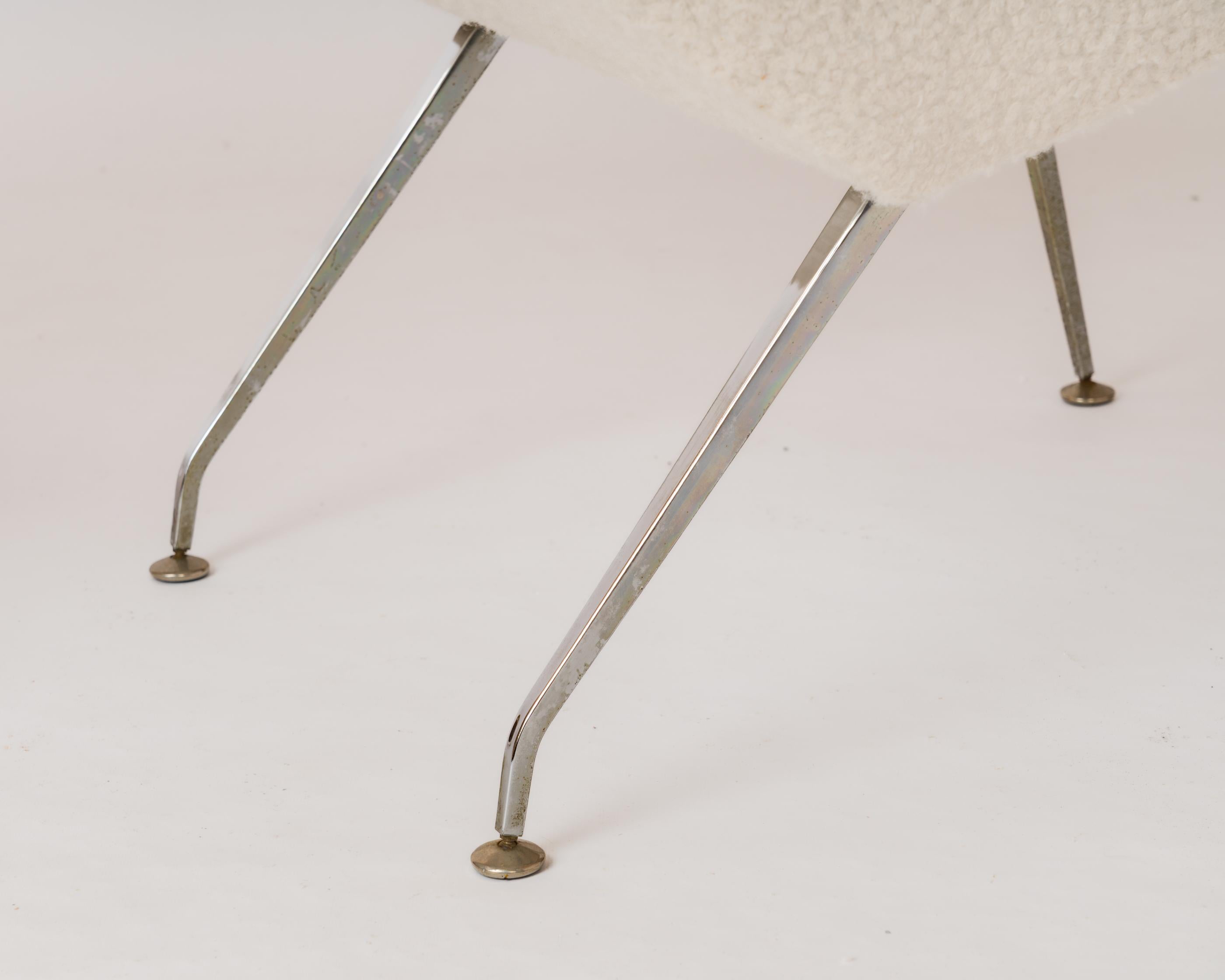 Coppia di poltrone moderne 