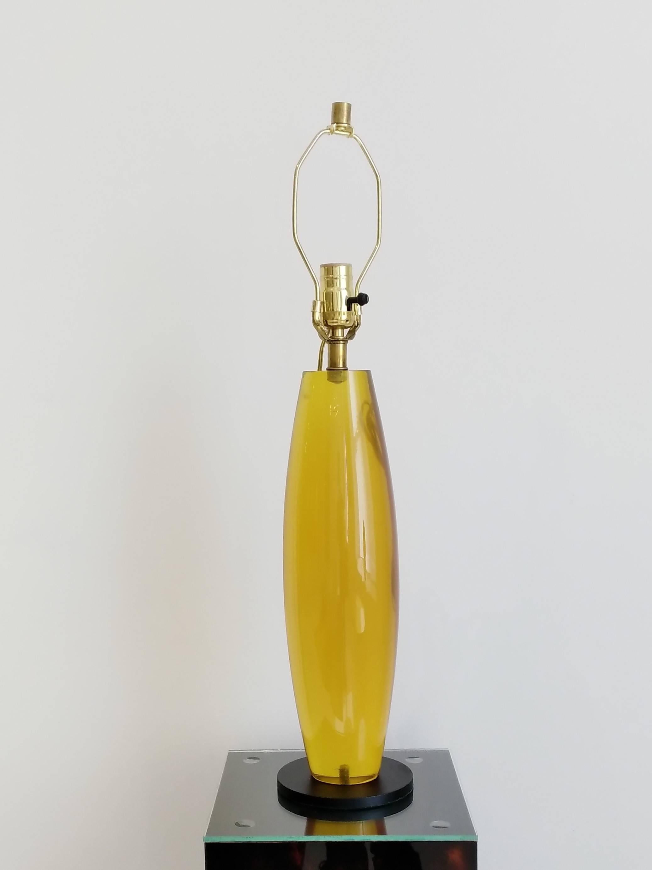 Patinated Tall Yellow Resin Table Lamp on Steel Base, France, 1970s