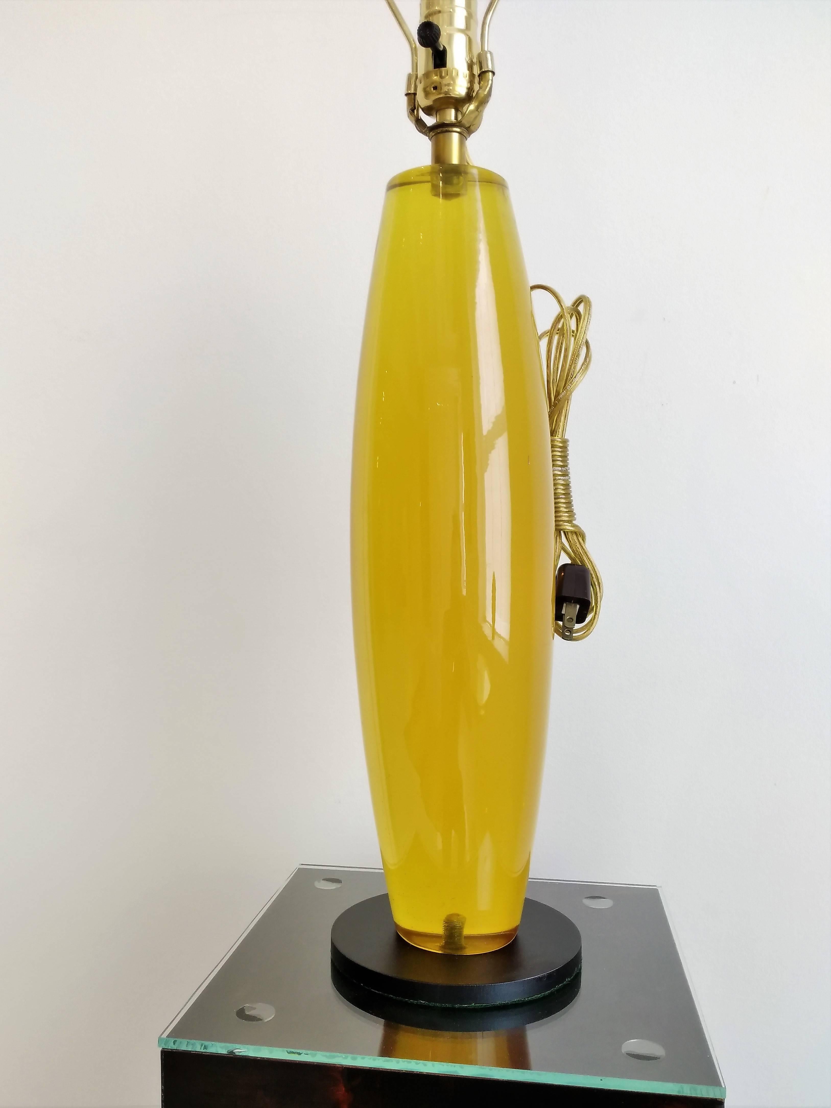 Tall Yellow Resin Table Lamp on Steel Base, France, 1970s In Good Condition In New York, NY
