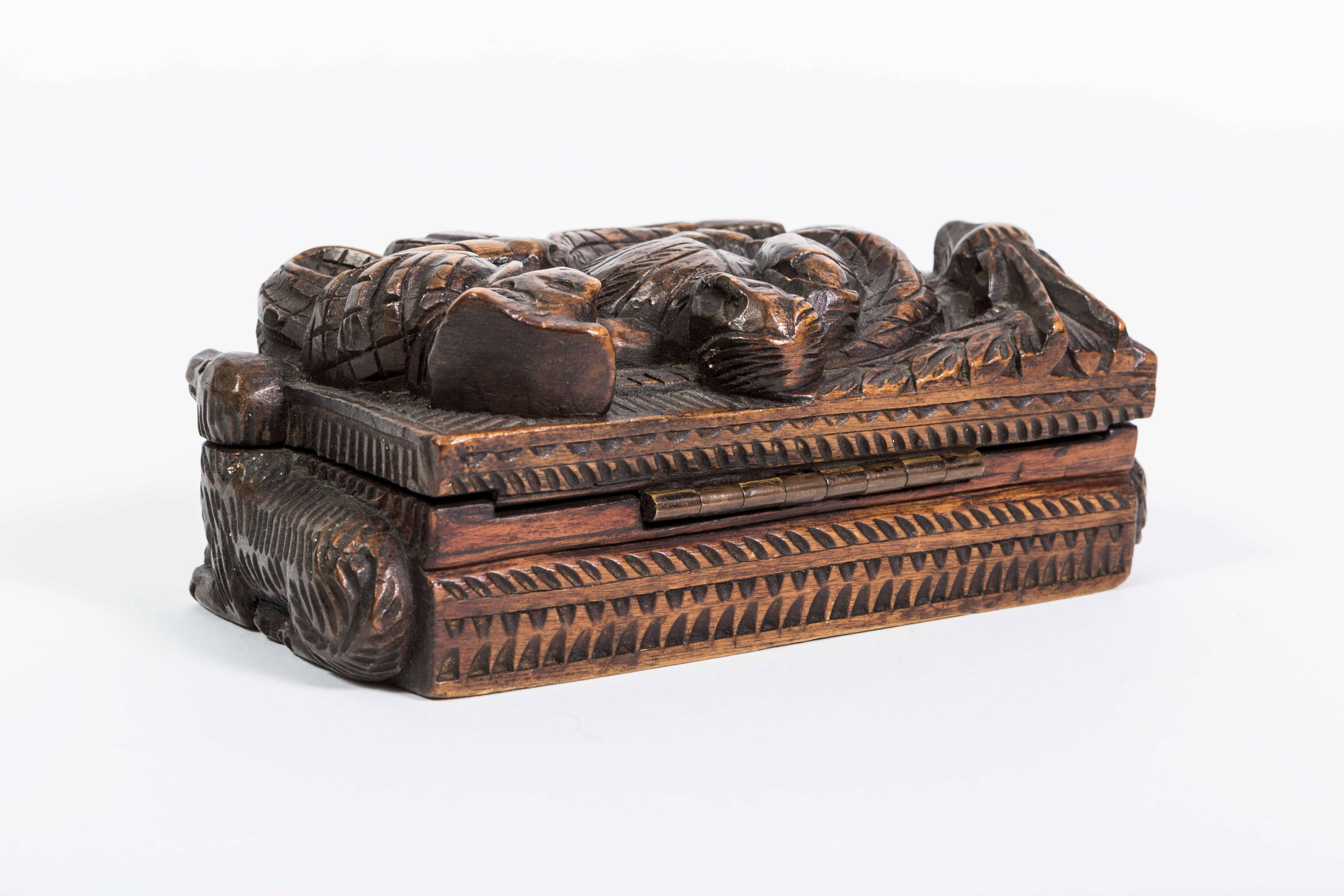 19th Century Hand-Carved Wooden Box with Fox, Dogs and Men For Sale 1