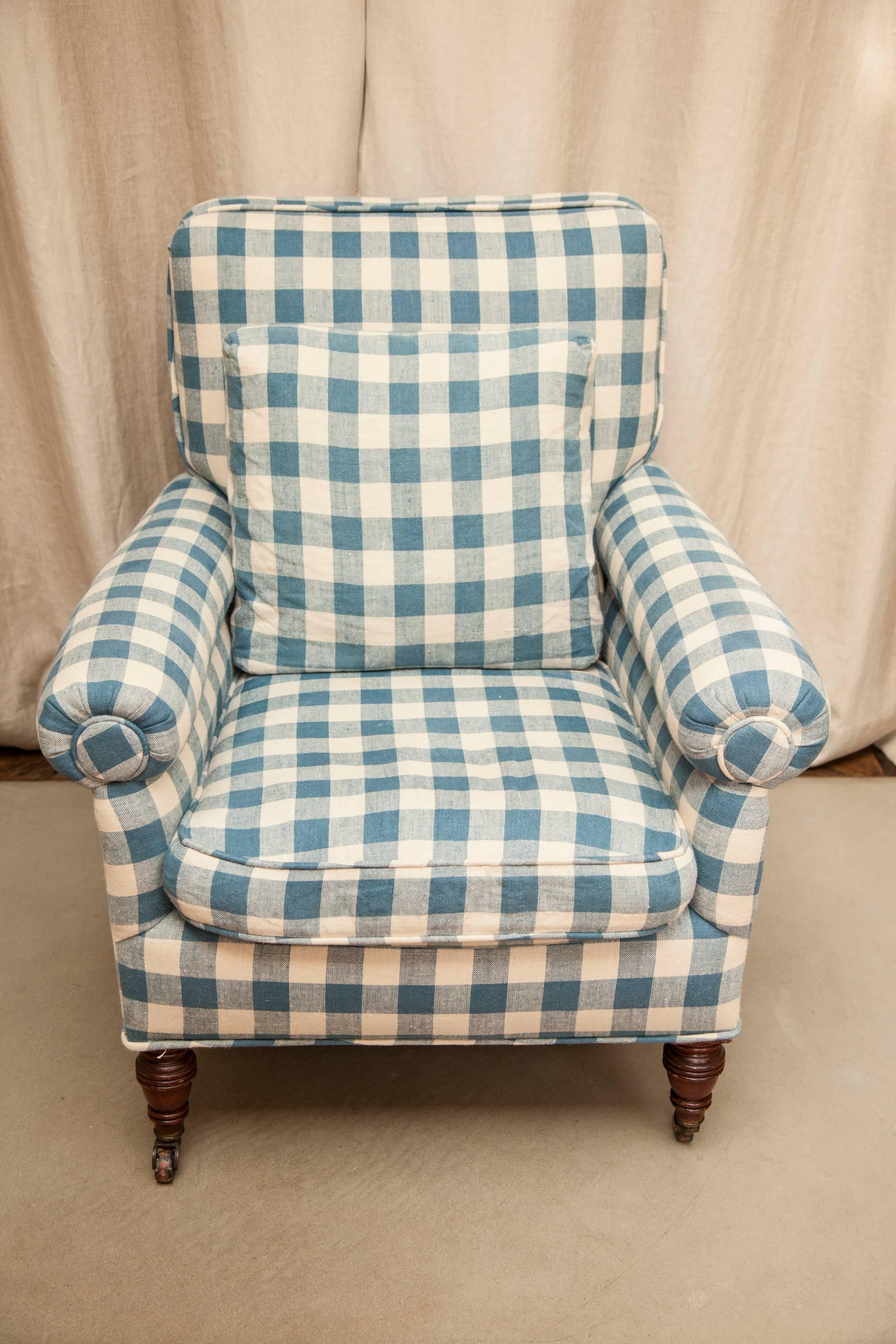 19th Century English Library Armchair with Rolled Arms and Loose Seat Cushion In Good Condition In Nashville, TN