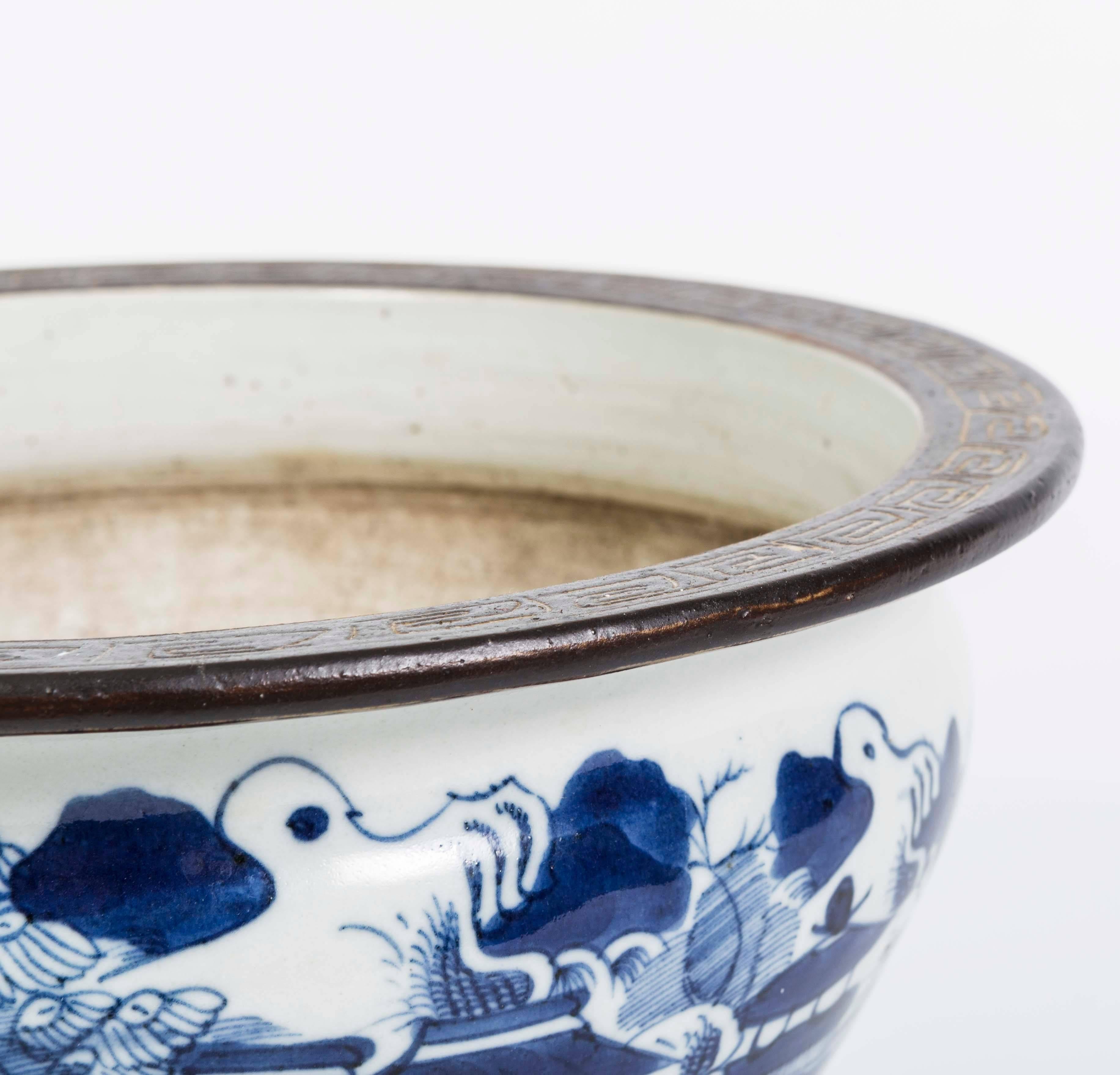 20th Century Blue and White Chinese Bowl In Excellent Condition In Nashville, TN