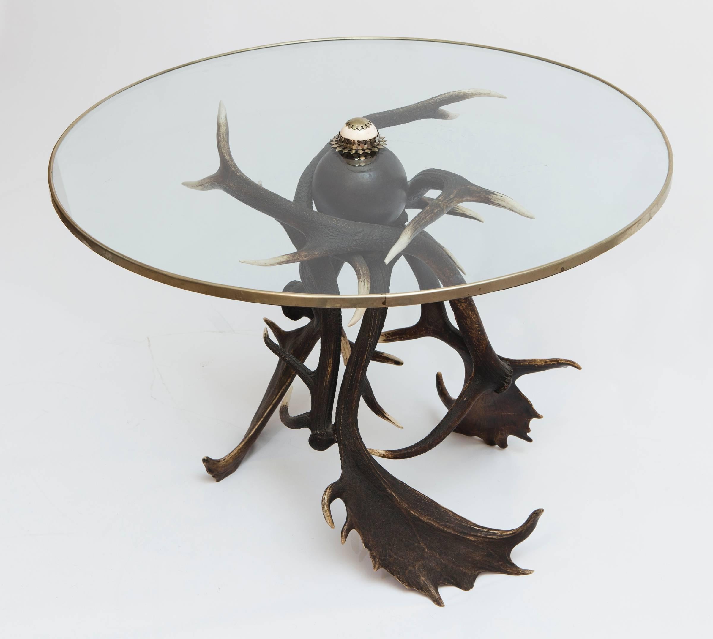 English 19th Century Antler Based Side Table with Glass Top in Brass Rim For Sale