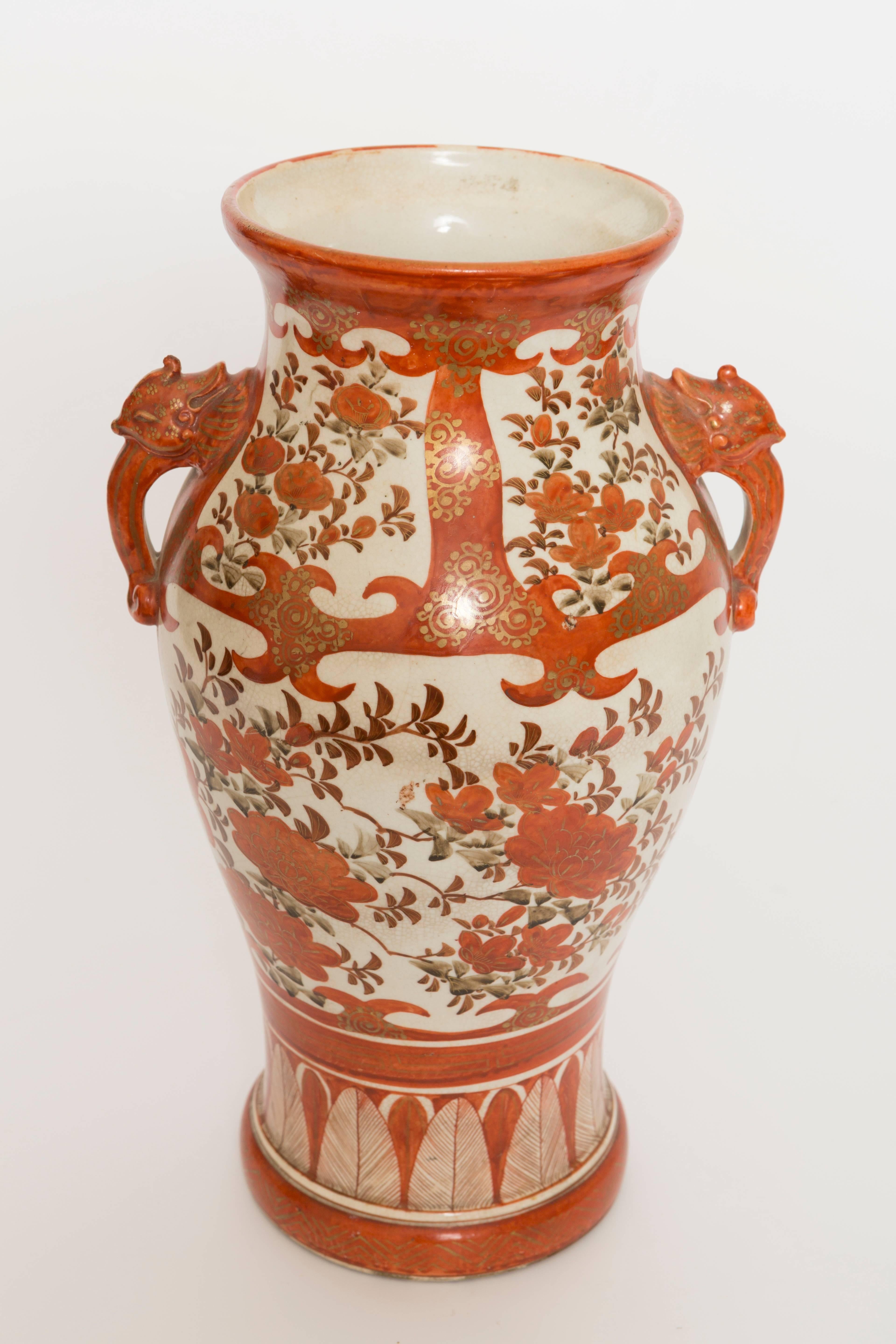 Canton porcelain vase with Classic oriental motif, circa mid-19th century.