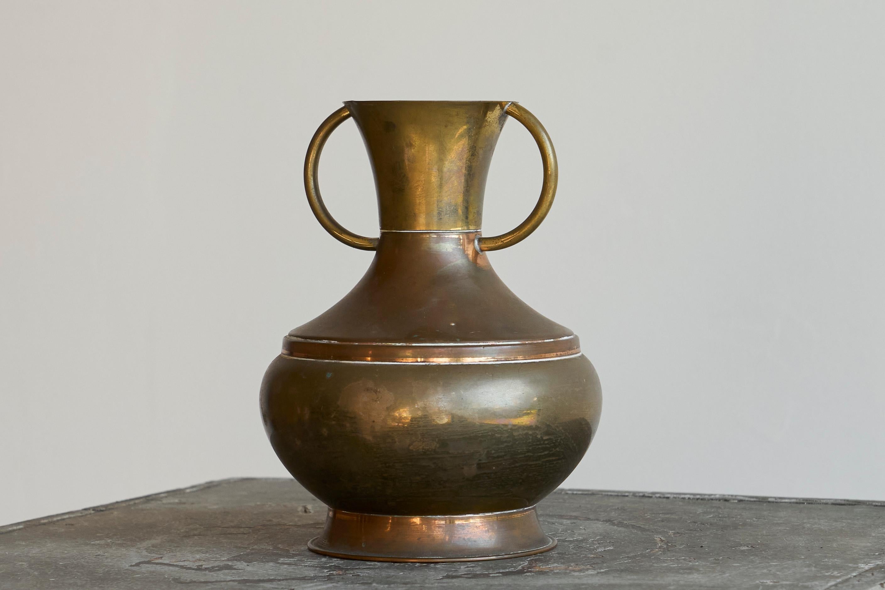 Hand-Crafted Art Deco Vase in Two Tone Brass For Sale