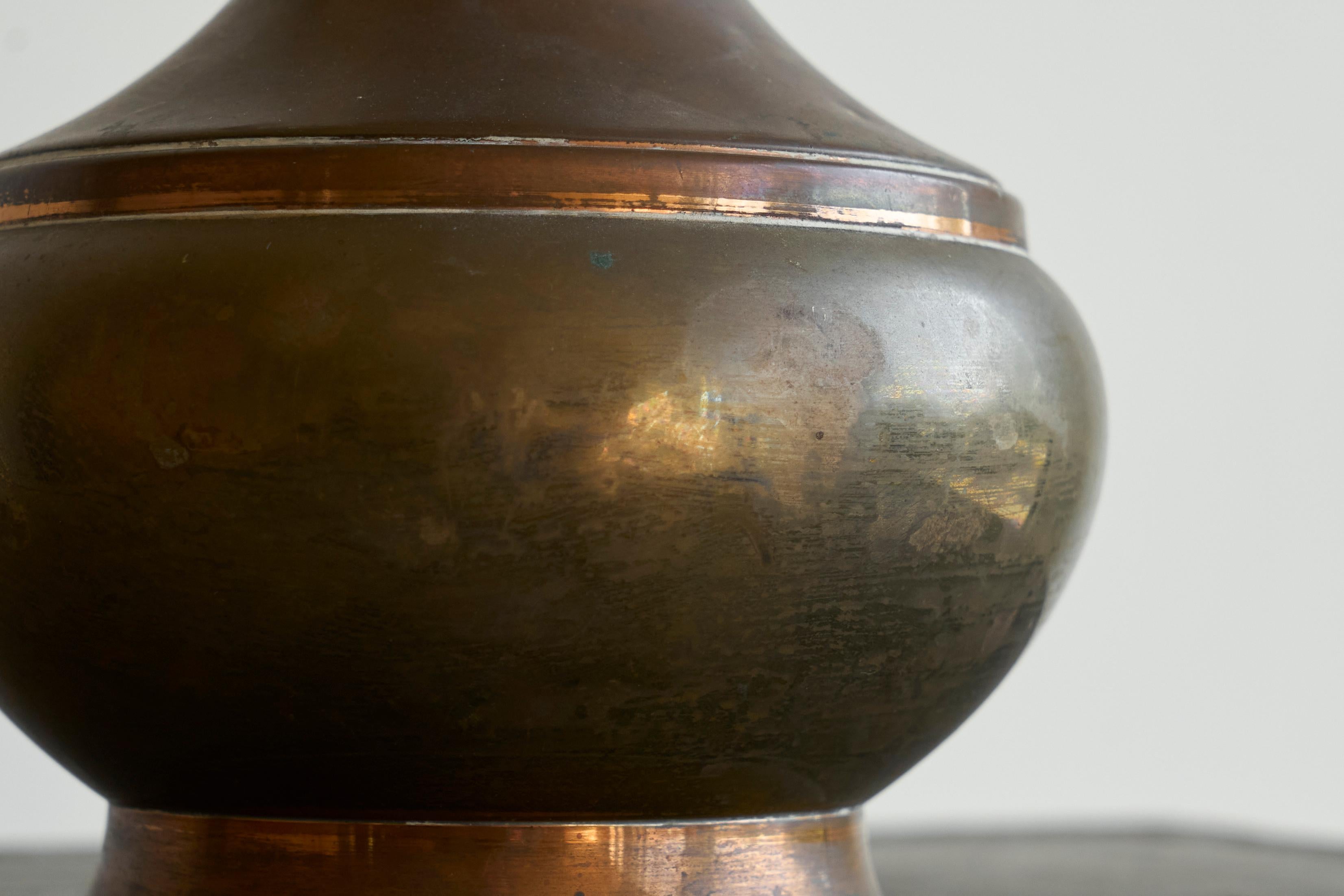 Art Deco Vase in Two Tone Brass For Sale 1