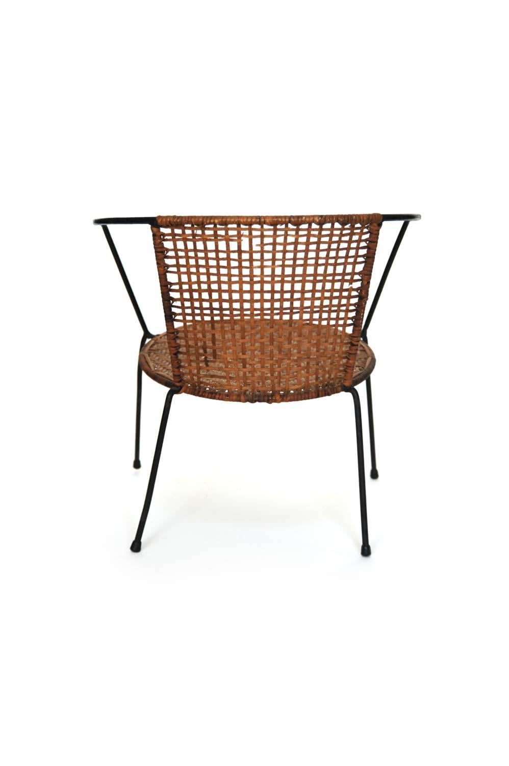 Mid-Century Modern Curved Geometric Rattan Child Chair with Iron Legs, USA, 1950s For Sale