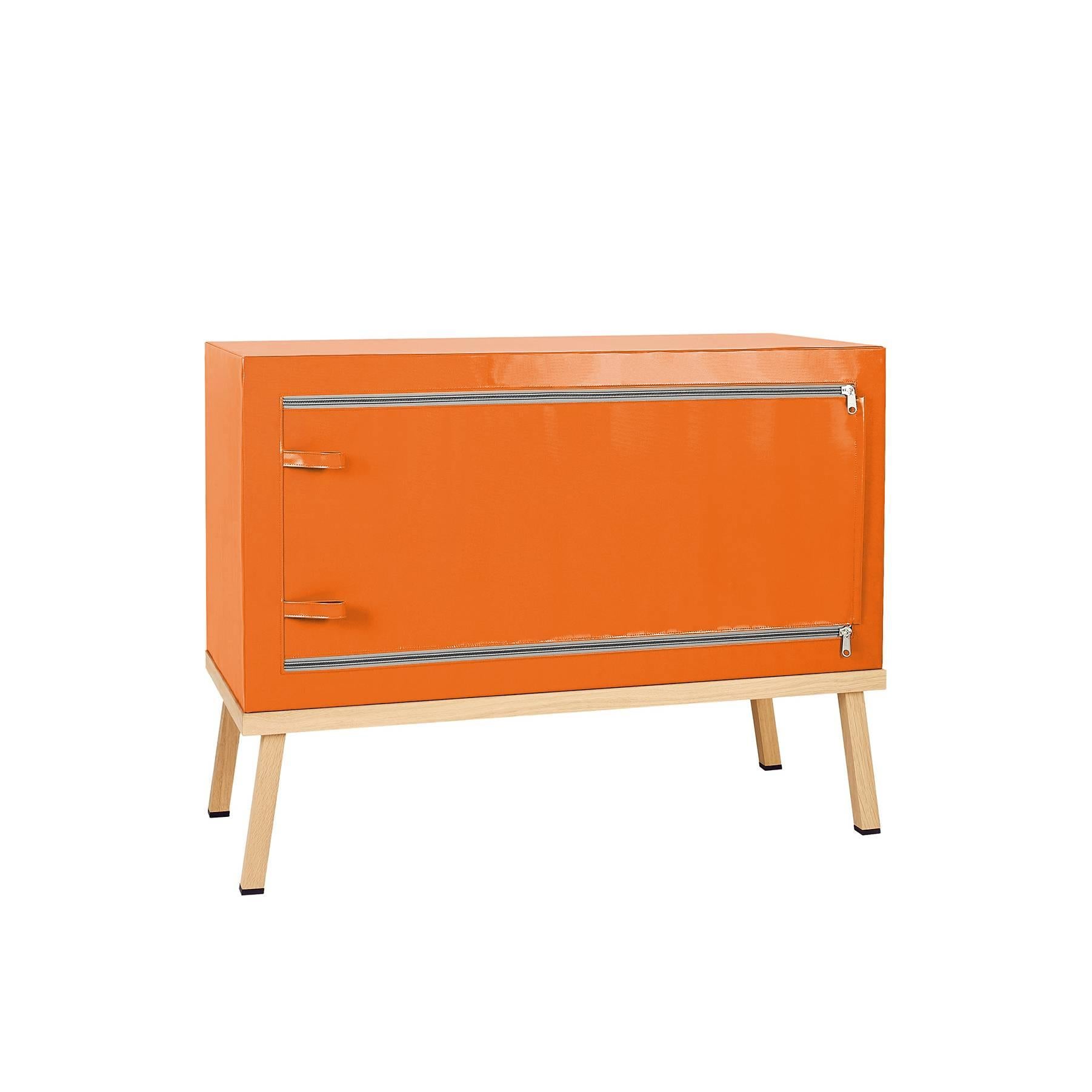Visser and Meijwaard Truecolors Dresser or Credenza in Orange PVC Cloth 

Designed by Visser en Meijwaard
Contemporary, Netherlands, 2015
PVC cloth, oakwood, rubber
Measure: H 33.25 in, W 42.75 in, D 19.25 in

Lead time 8-10 weeks

Available in