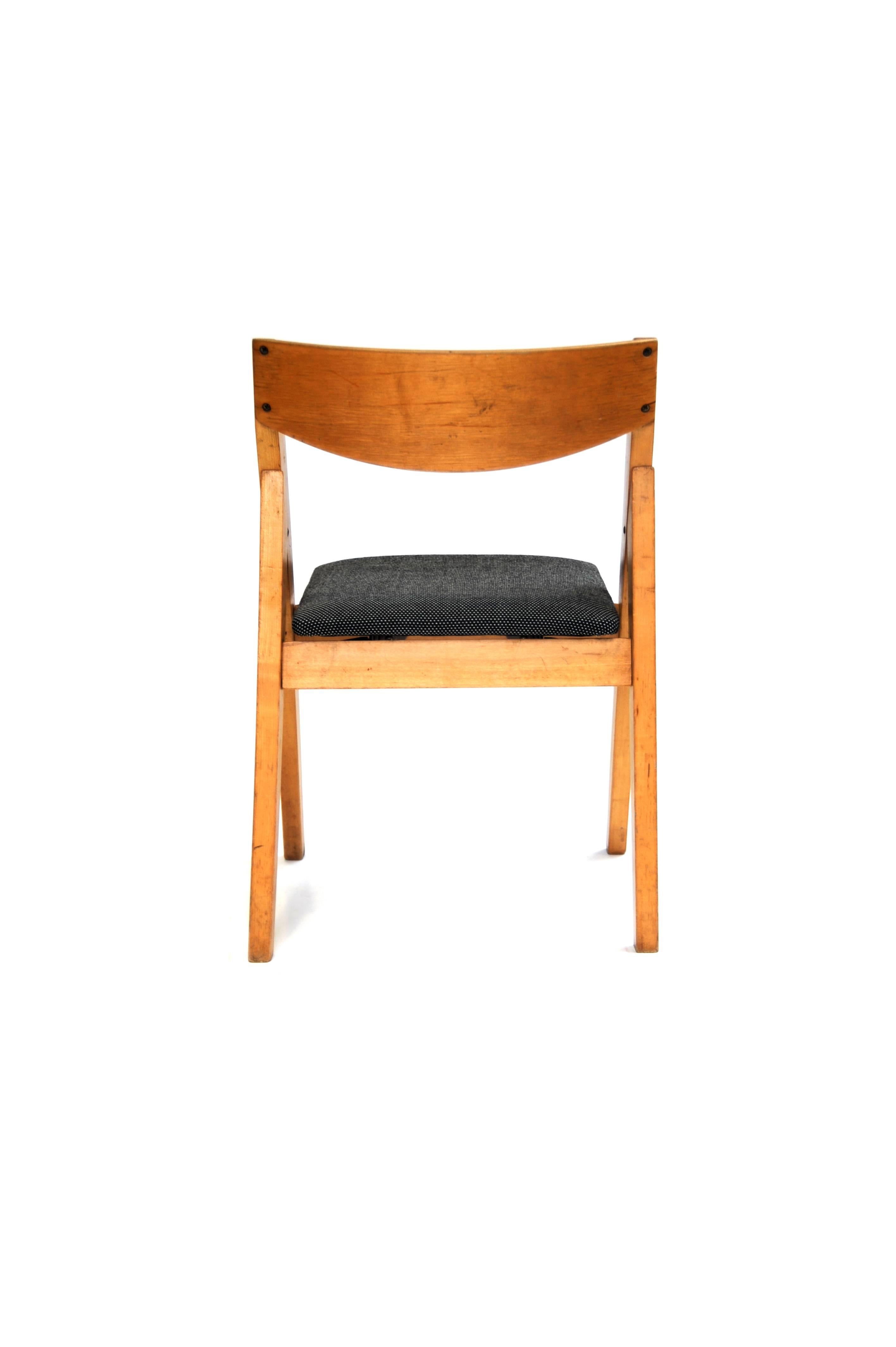 20th Century Folding Child Chair in Wood with Seat in New White or Black Maharam Fabric For Sale