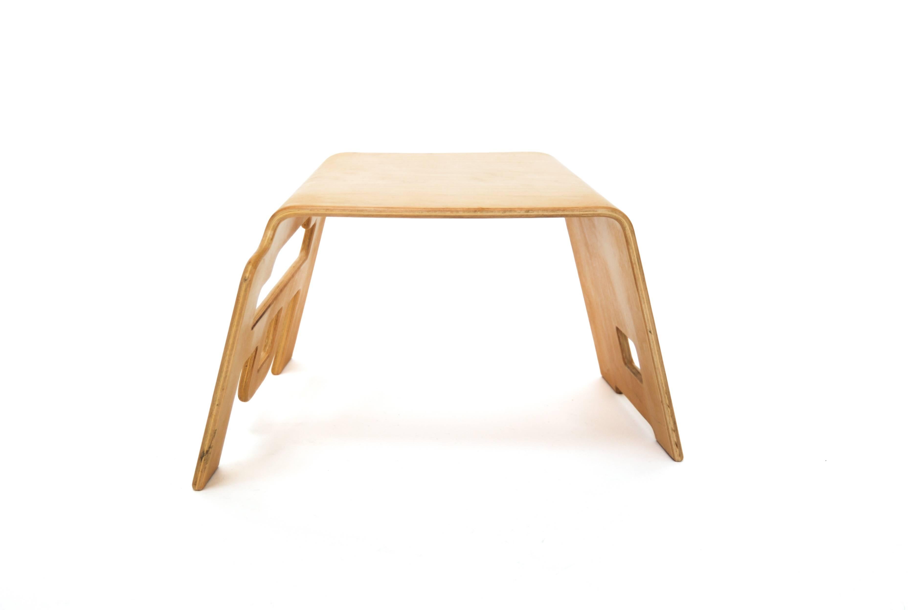 Kinderlink stackable interlocking plywood stool by Bashir Zivari, vintage, 1986

Bashir Zivari
Produced by Skools Inc.
Vintage, USA, 1986
Lacquered bent plywood
Measures: H 11.75 in, W 21.5 in, D 17.75 in

Only 1 stool available