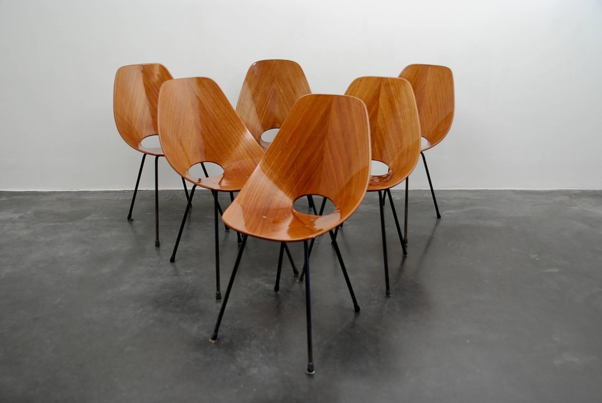 Very nice set of six chairs Medea designed by Vittorio Nobili for Tagliabue, Italy 1950s.
All original condition.
