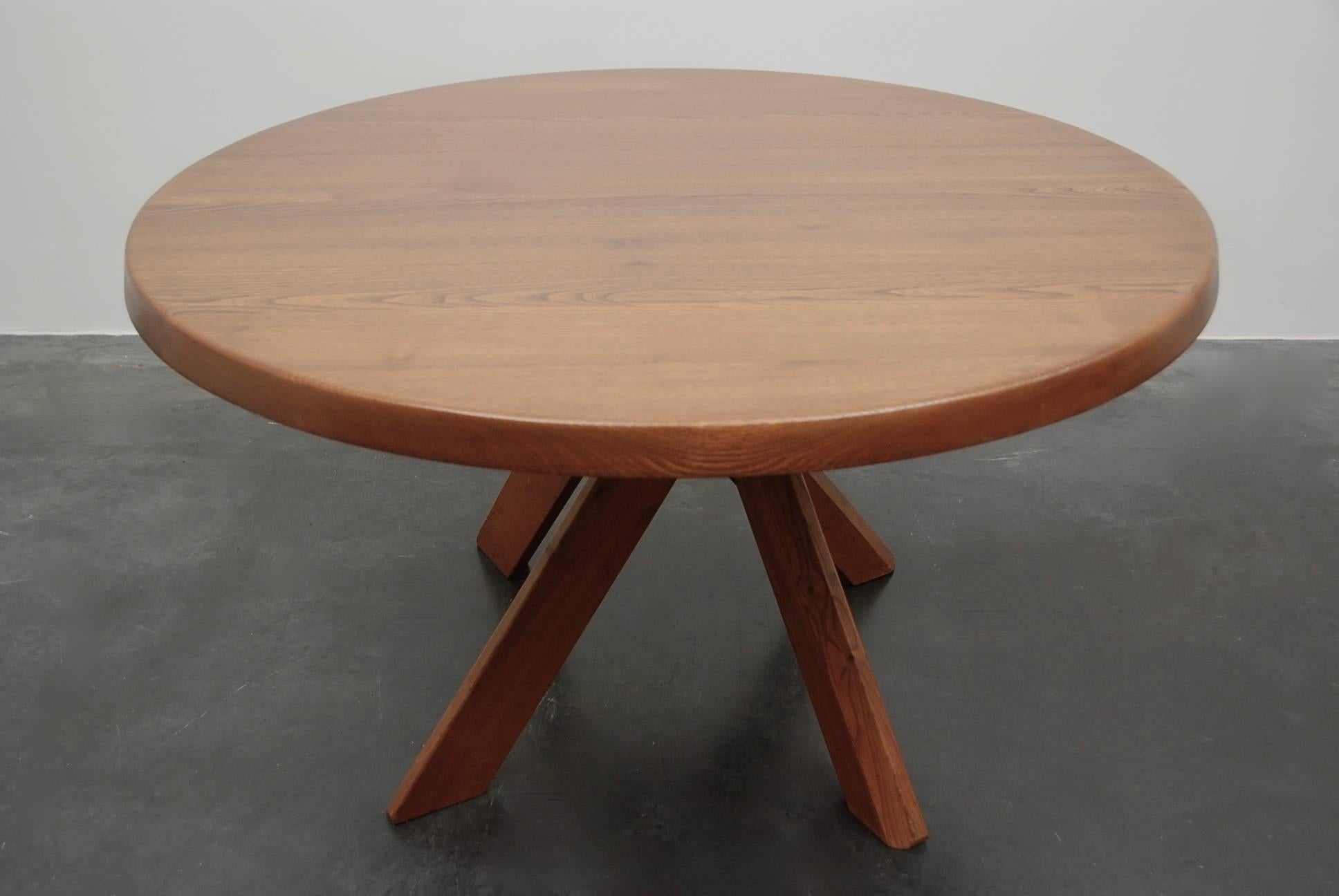 This very nice dining table, model type T21b, in solid elm is designed by master woodworker Pierre Chapo, France, 1960s.
The basic design and construction as well as the use of solid pine wood characterizes the work of Chapo.