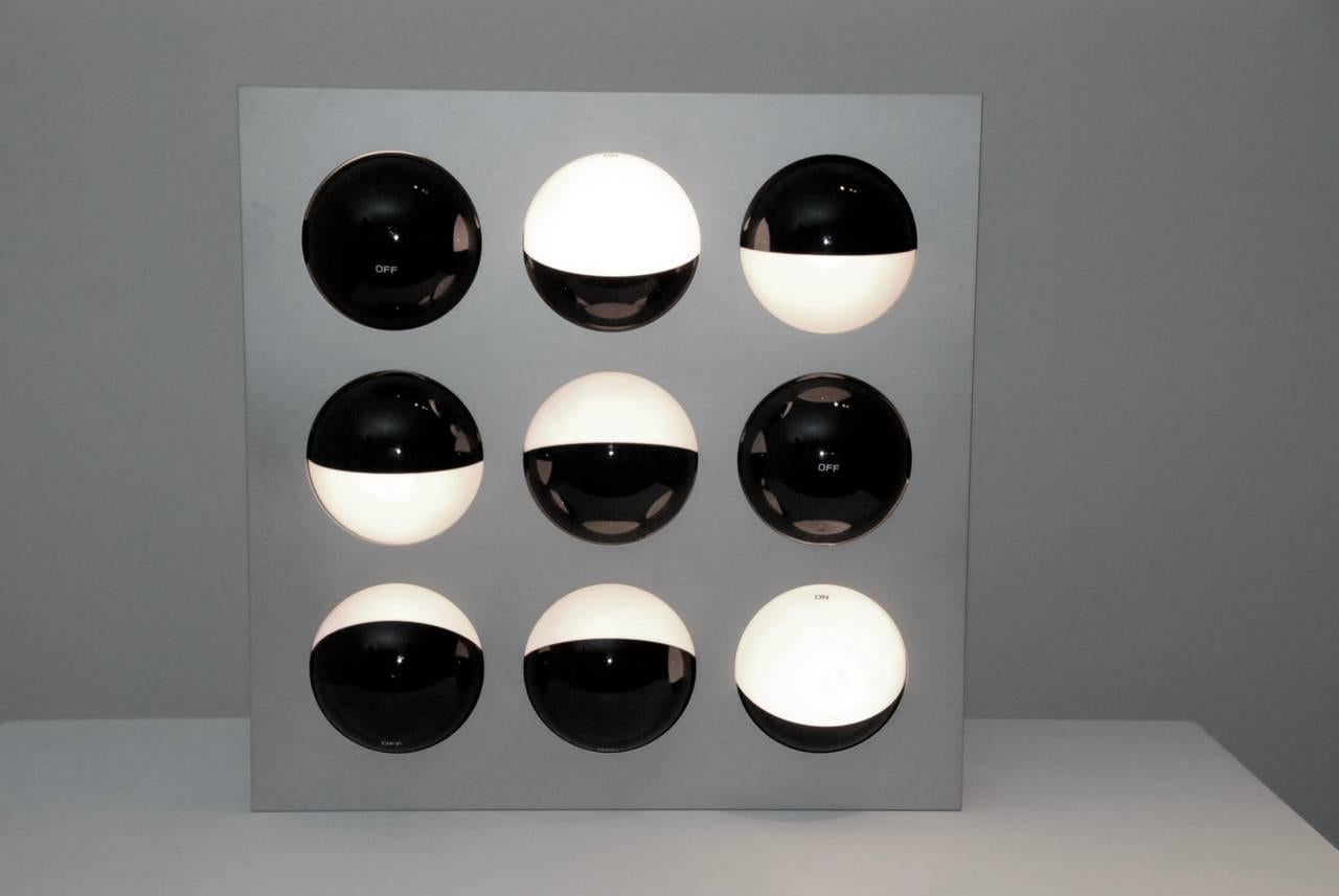 Interactive lamp, Köln, Germany, 1970s.
All original condition, light black swivel balls 