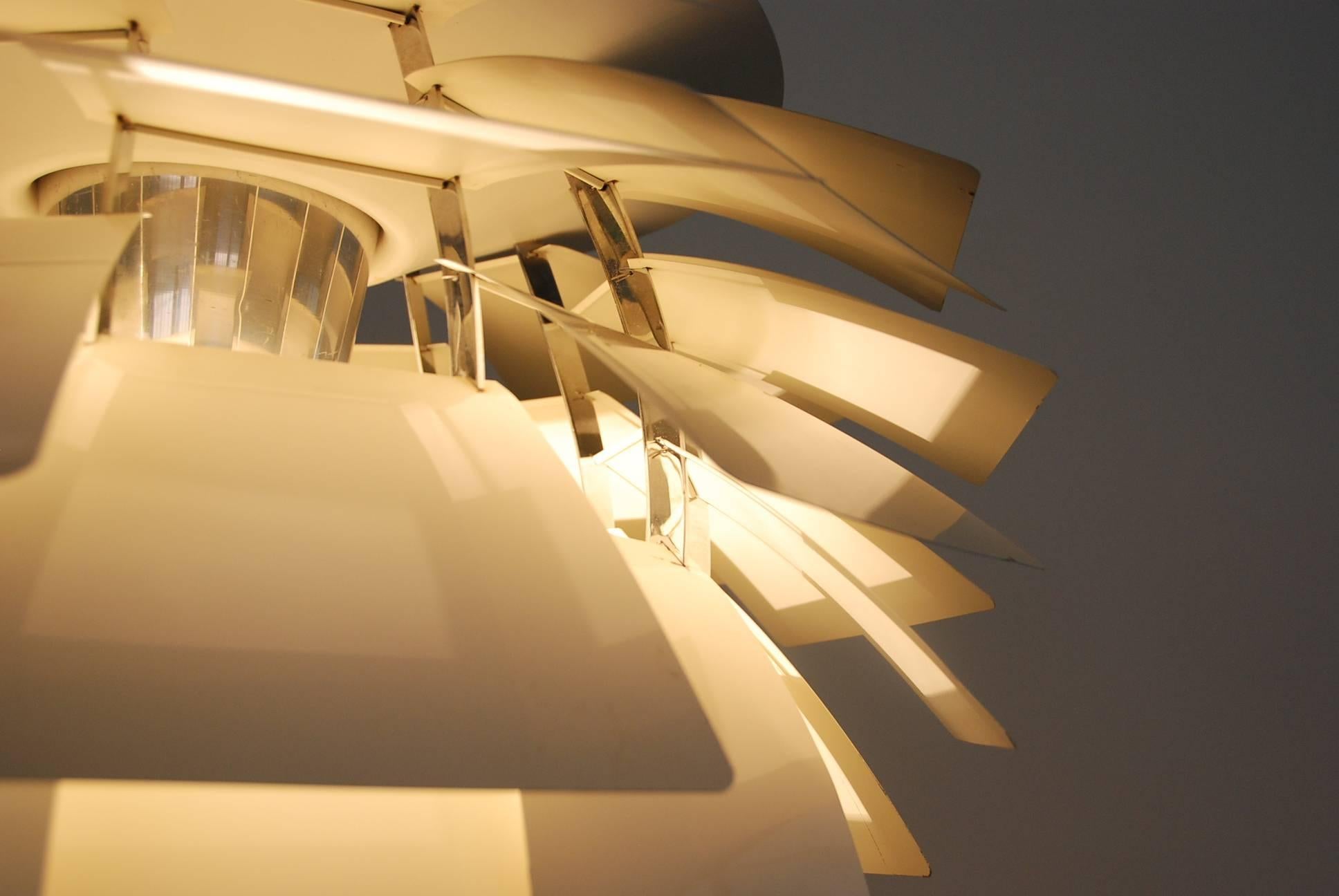 Poul Henningsen Artichoke Ceiling Lamp In Excellent Condition For Sale In Antwerp, BE