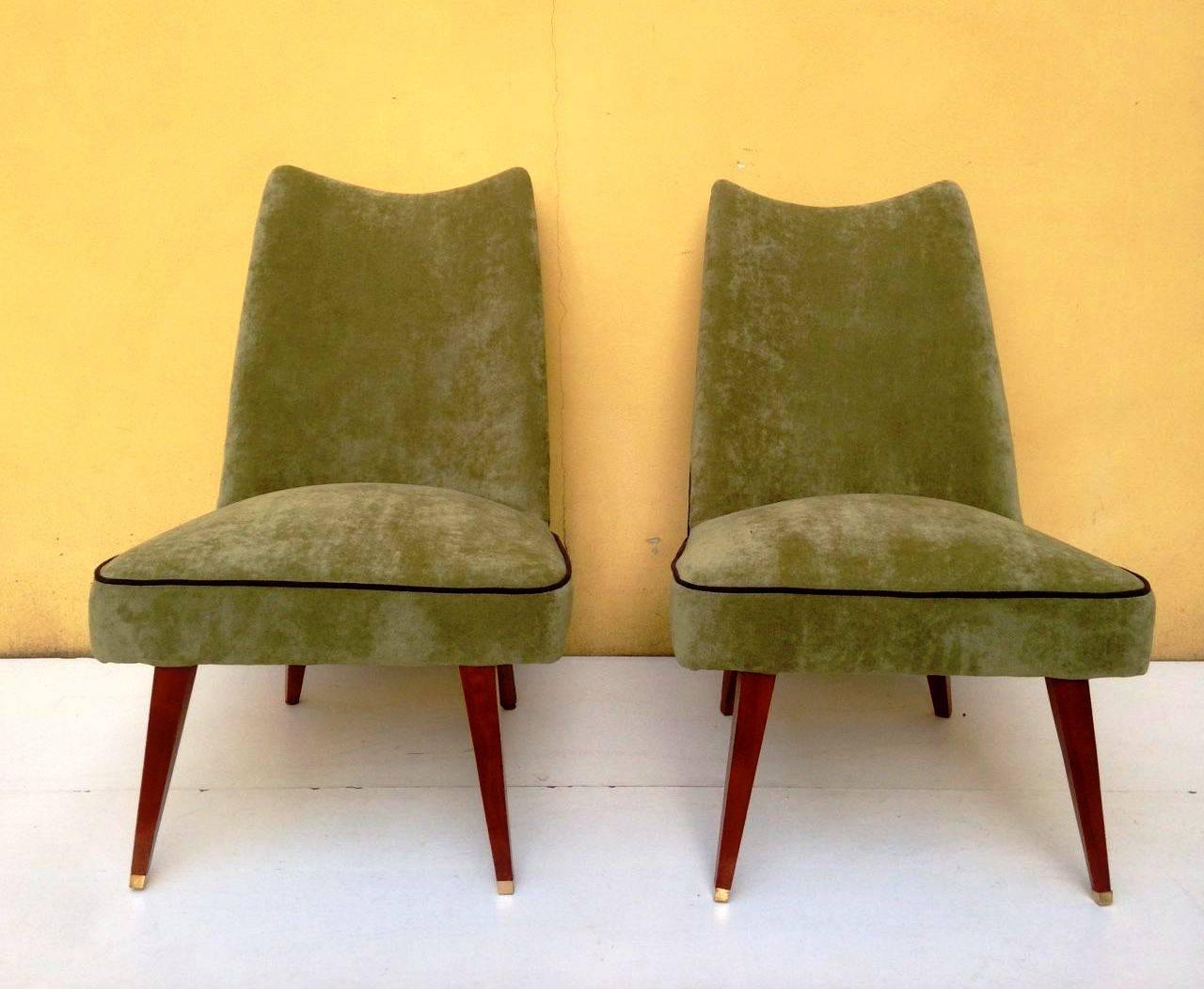 Amazing unique pair of side chairs attributed to Melchiorre Bega.
These chairs have been designed for a Milanese interior in the 1940s and aren't production pieces.