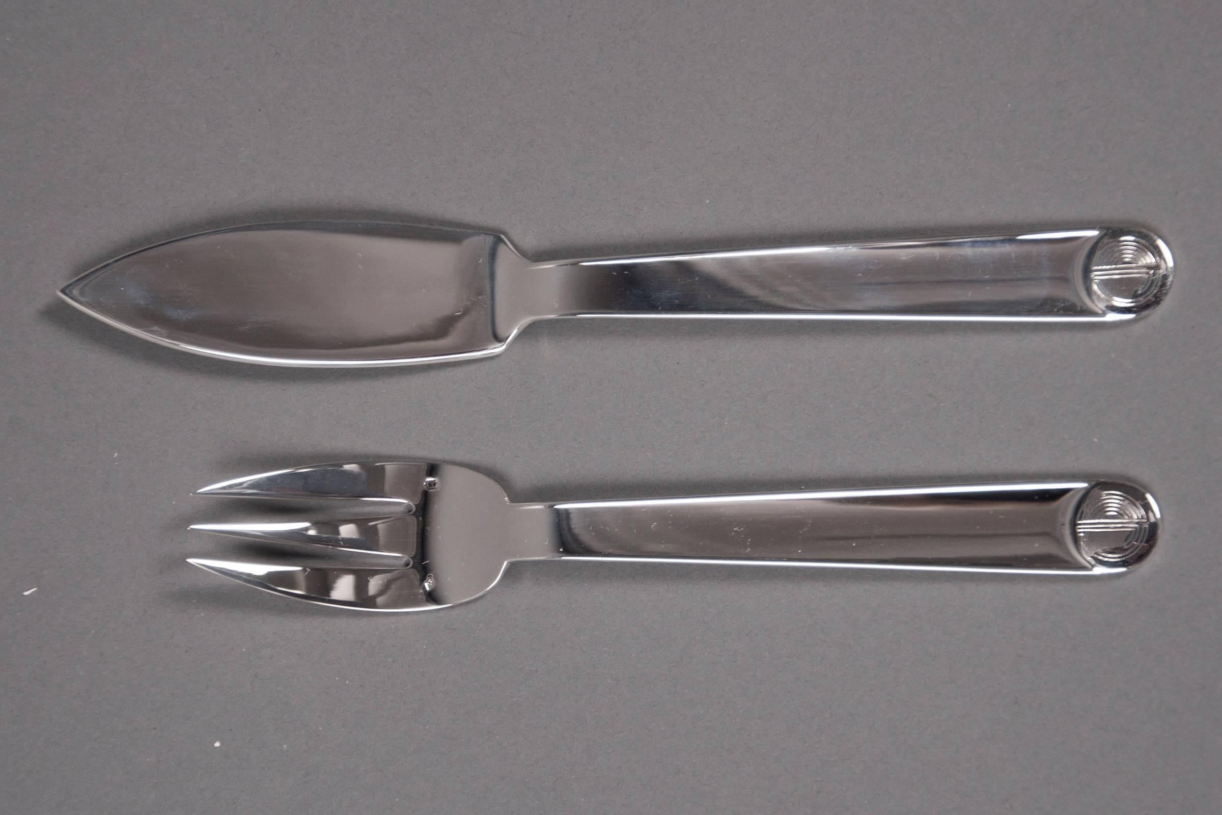 Silver and Vermeil Flatware, Jean Puiforcat Art Deco, France, circa 1930 In Excellent Condition In New York, NY