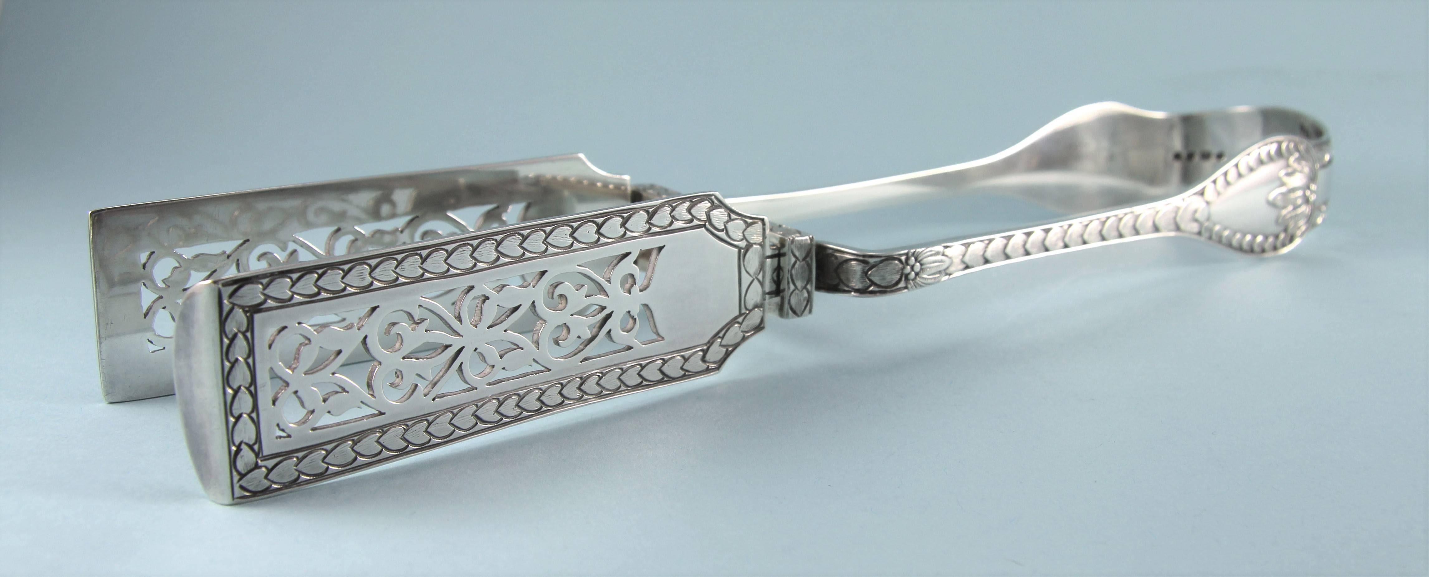 English George Adams, Victorian Palm Patterned Asparagus Tongs, London, 1878 For Sale