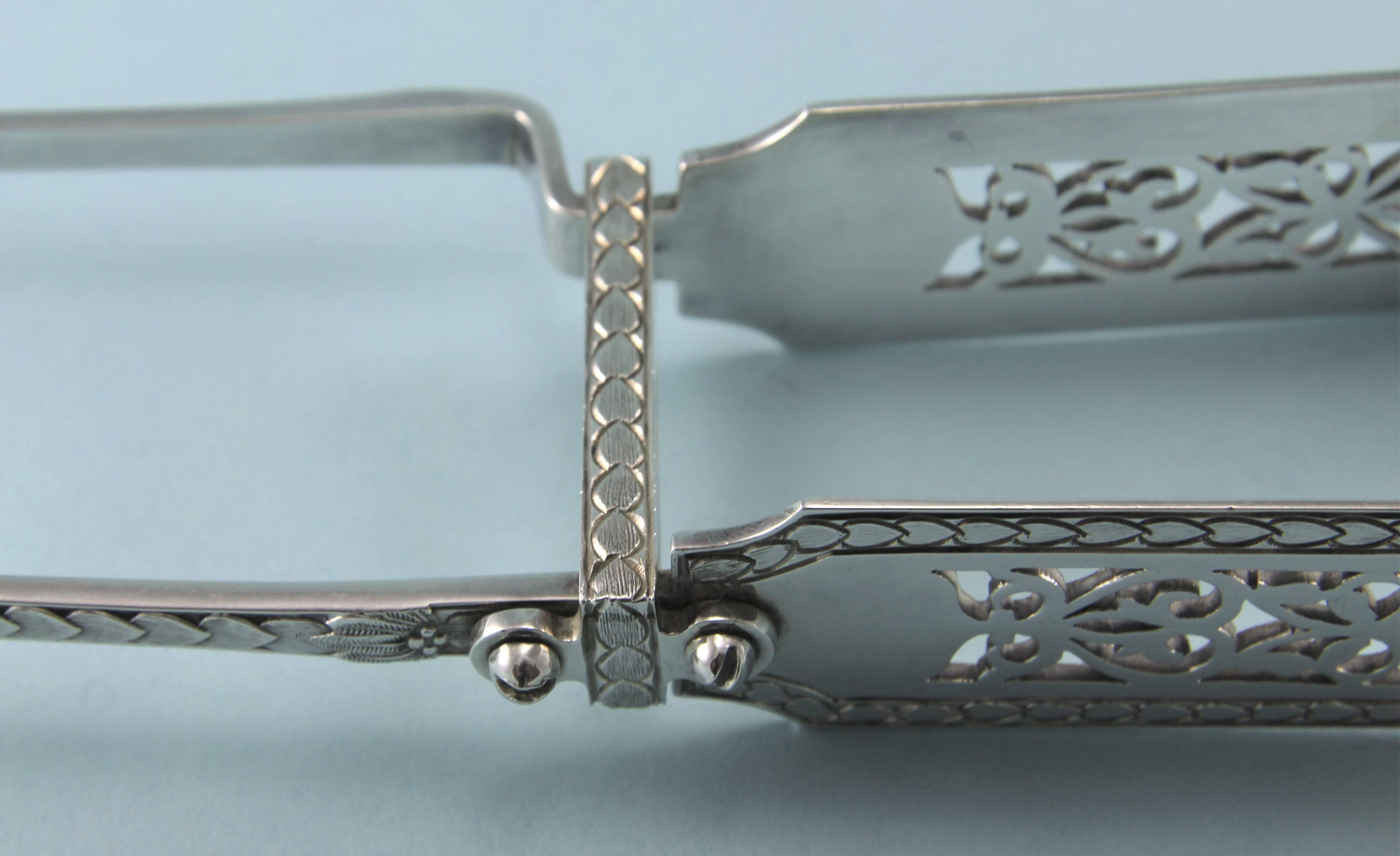 George Adams, Victorian Palm Patterned Asparagus Tongs, London, 1878 For Sale 4