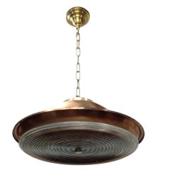 Lámpara colgante grande de cobre y cristal de plomo holófano de mediados del siglo XX