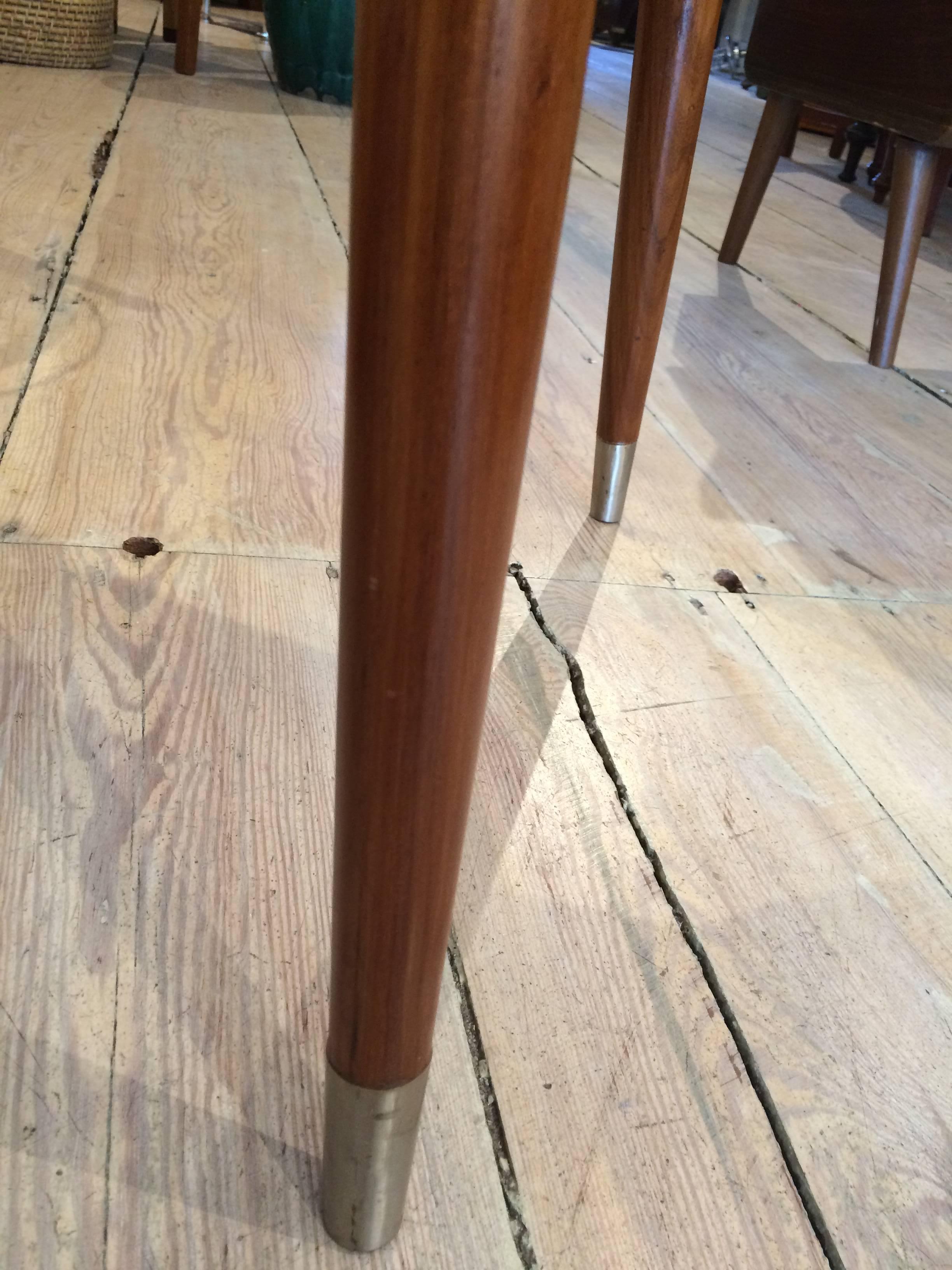 Pair of Mid-Century Modern Teak Side Tables in the Style of George Nakashima In Excellent Condition In Nantucket, MA