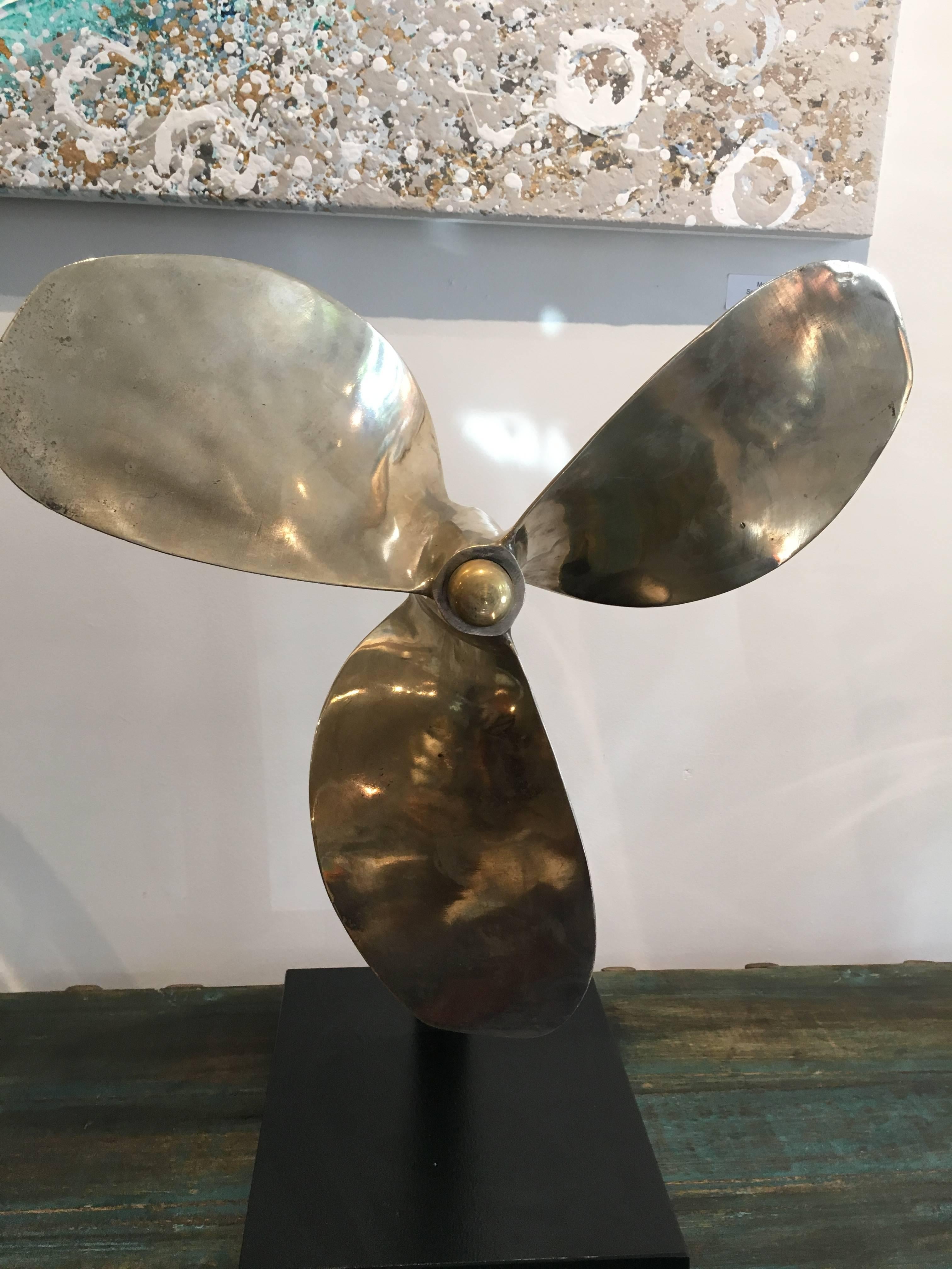 Beautiful and Large Nautical Brass Lifeboat Propeller, circa 1970s In Excellent Condition In Nantucket, MA