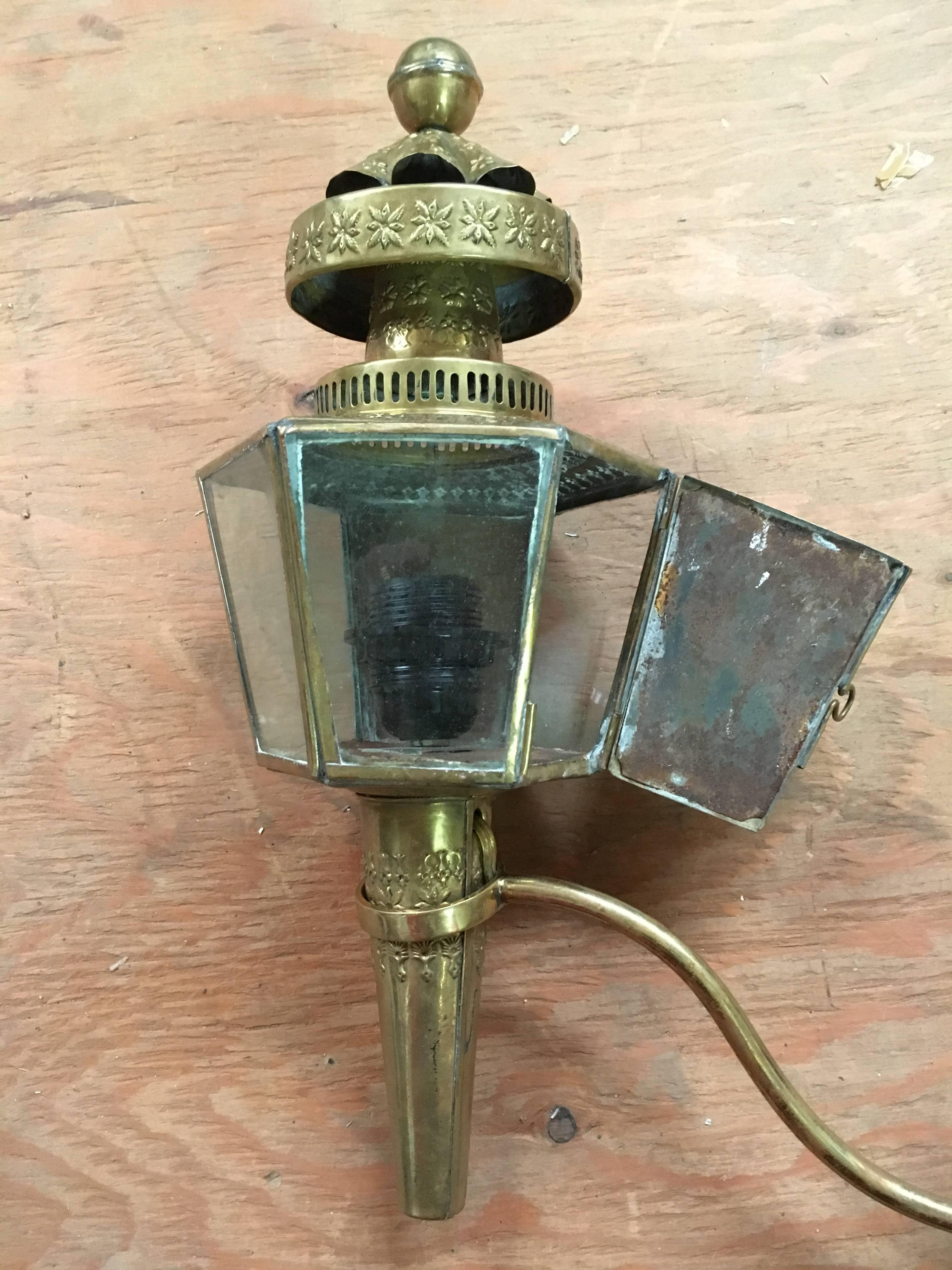 Pair of Embossed Brass Carriage Lights, Early 1900s 1