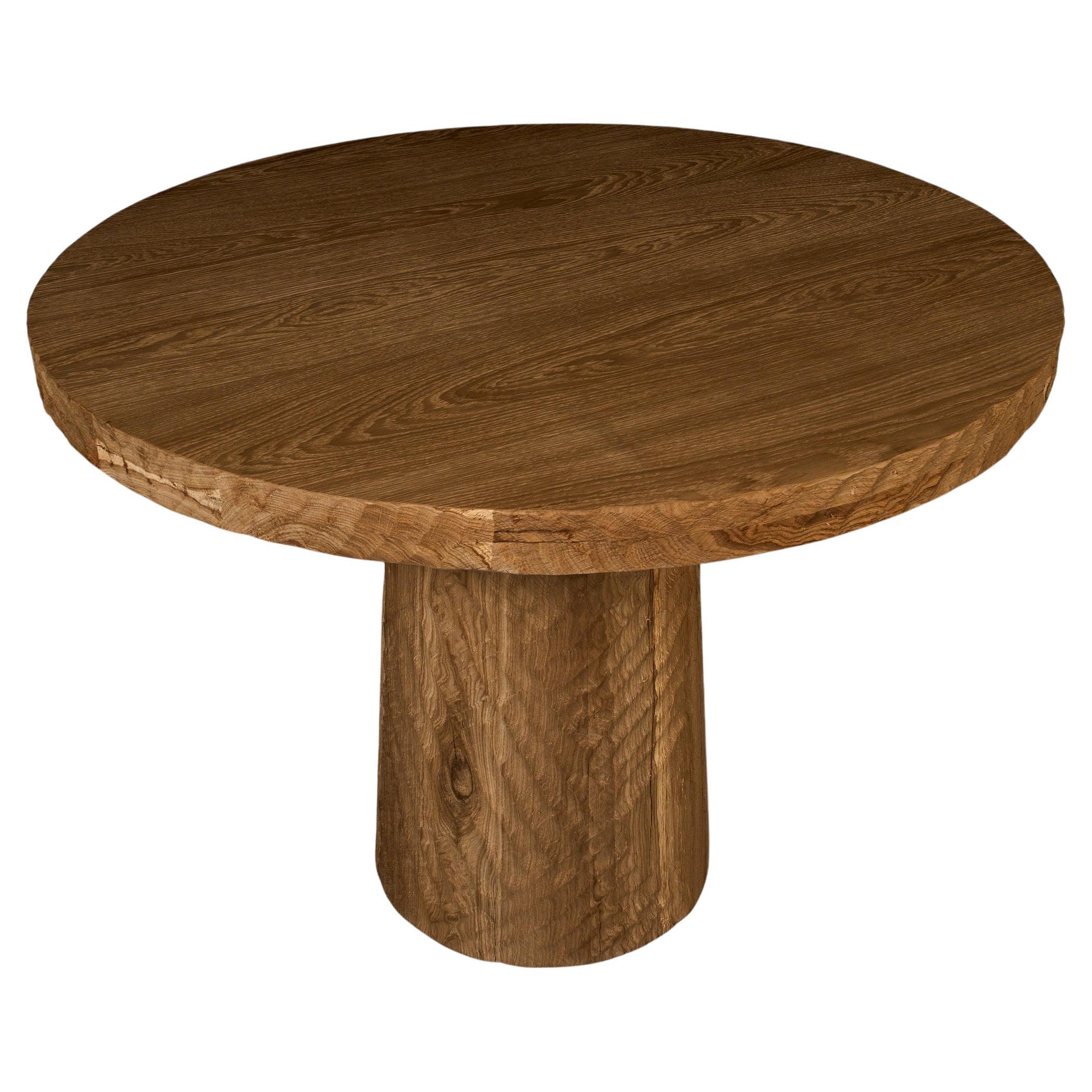Runder Tisch im brutalistischen Vintage-Stil aus gealterter Eiche, 140 cm