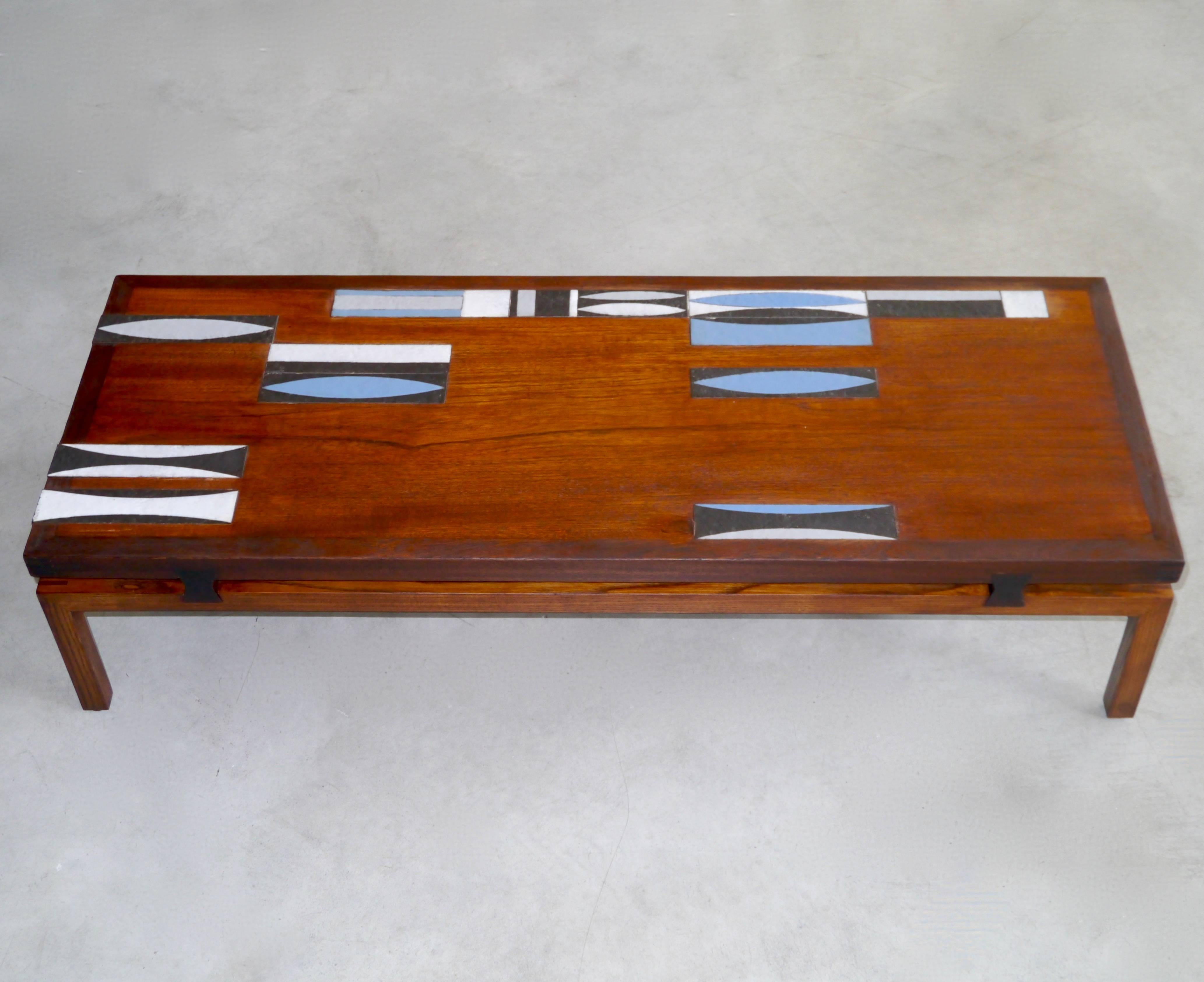 Roger Capron - Exceptional Coffee Table - Vallauris France - c. 1960 For Sale 2