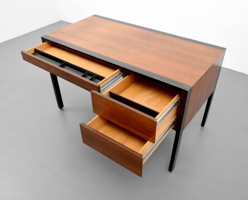 American Harvey Probber Rosewood Desk, 1960s, Usa For Sale