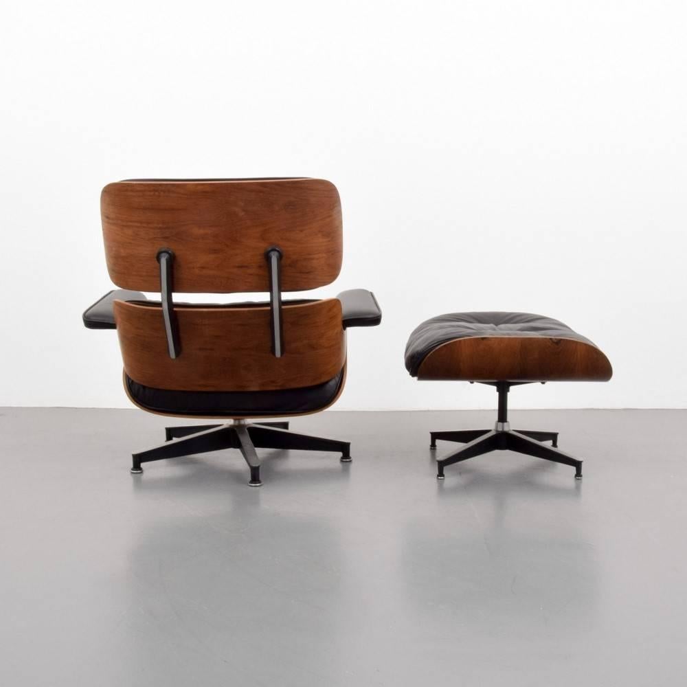 Mid-Century Modern Eames Chair in Rosewood and Black Leather with Ottoman