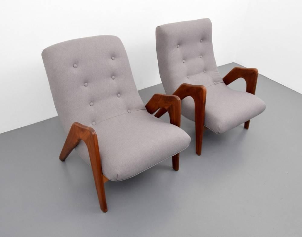 his and hers chairs