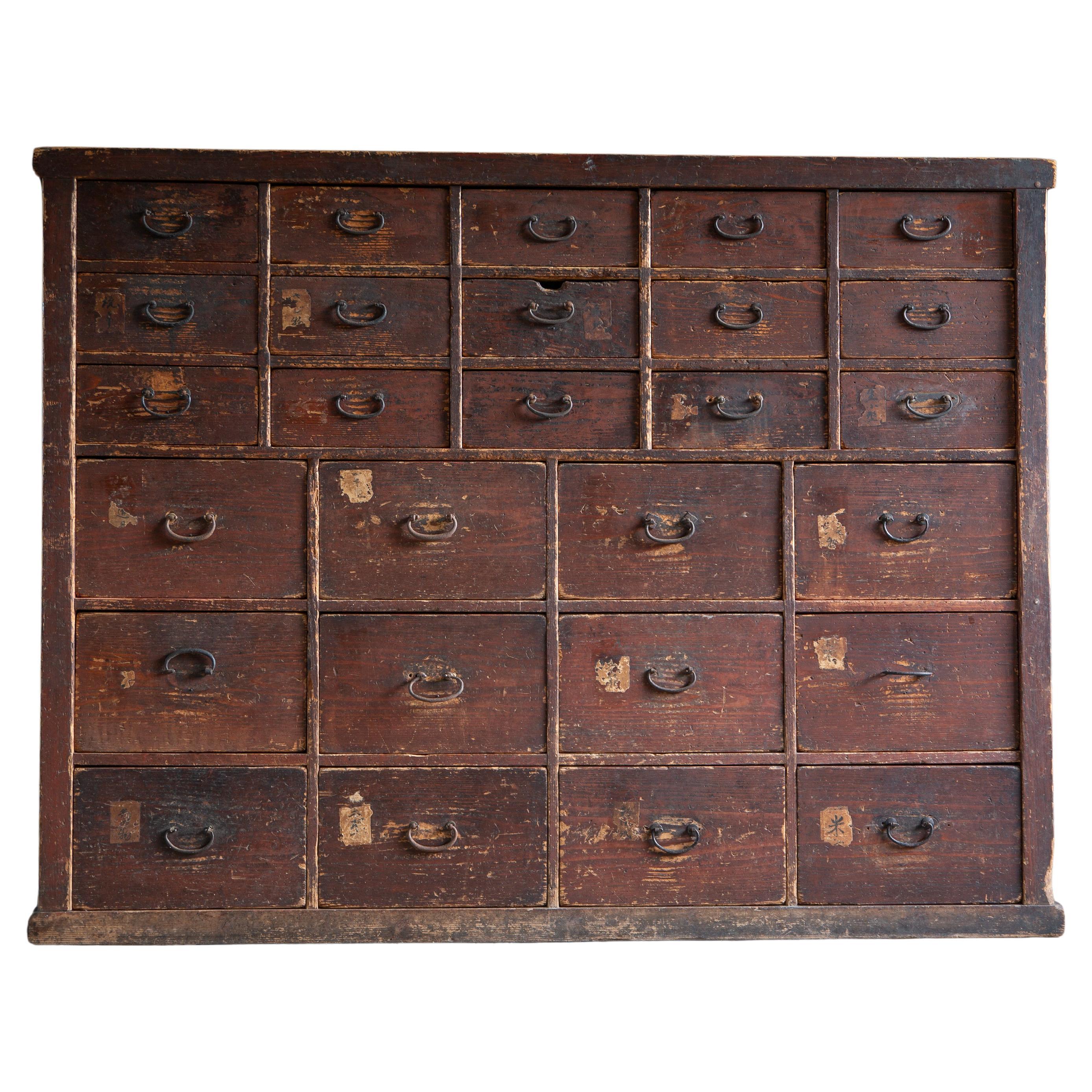 1850s-1890s Gabinete antiguo japonés, wabi sabi tansu cajonera de medicina
