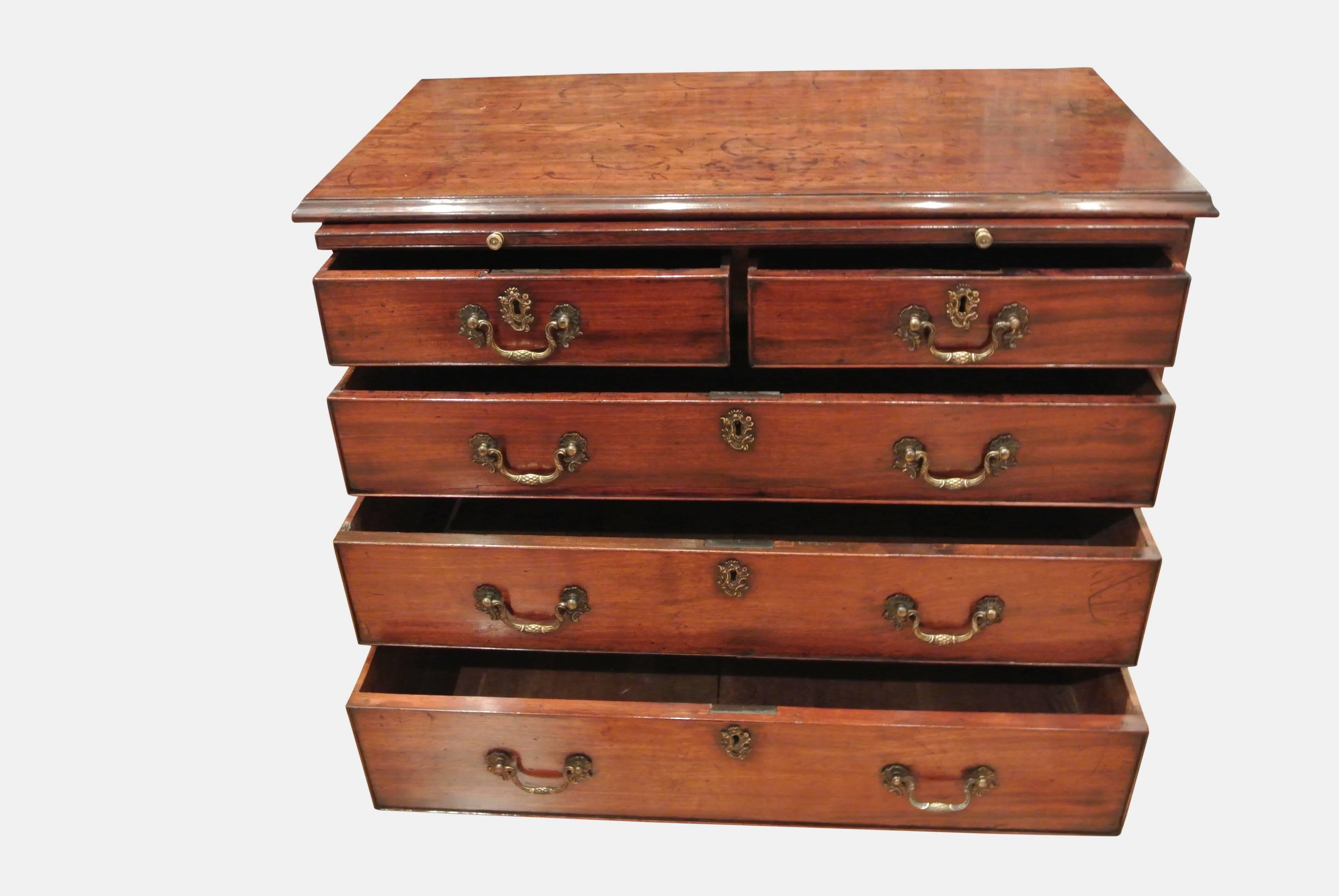 Chippendale George III Chest of Drawers