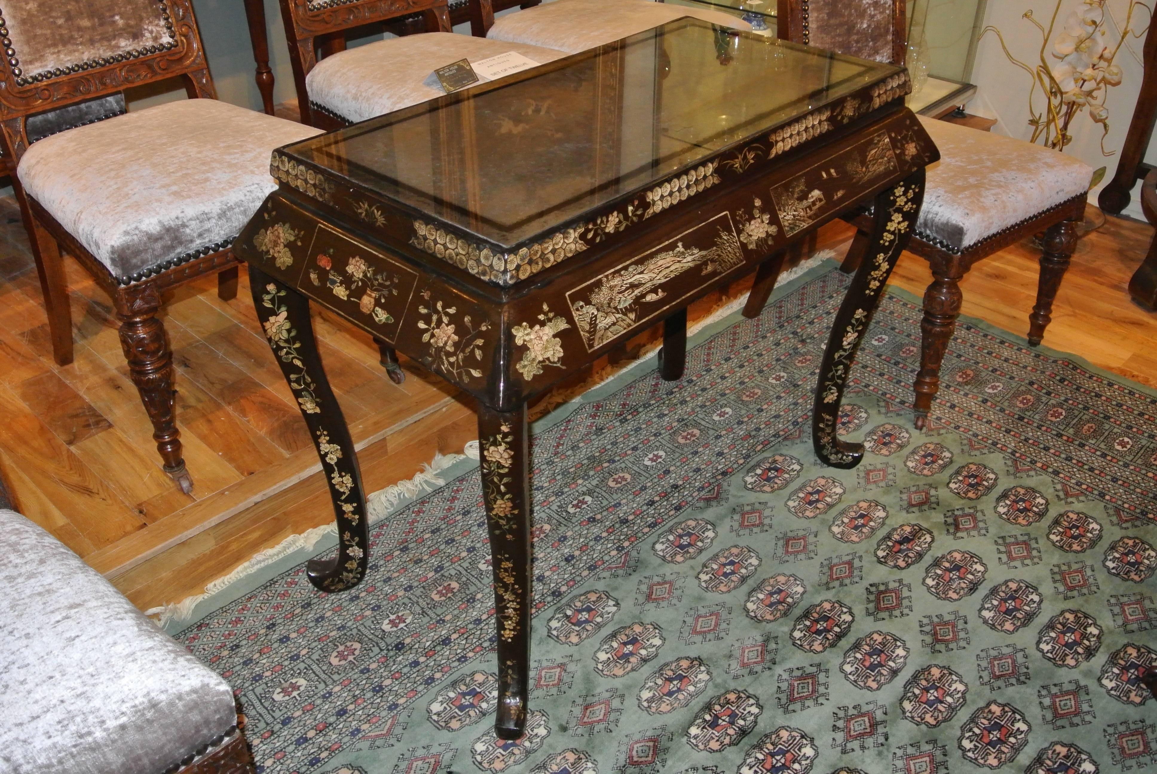 Japonisme Early 19th Century Japanned Console Table
