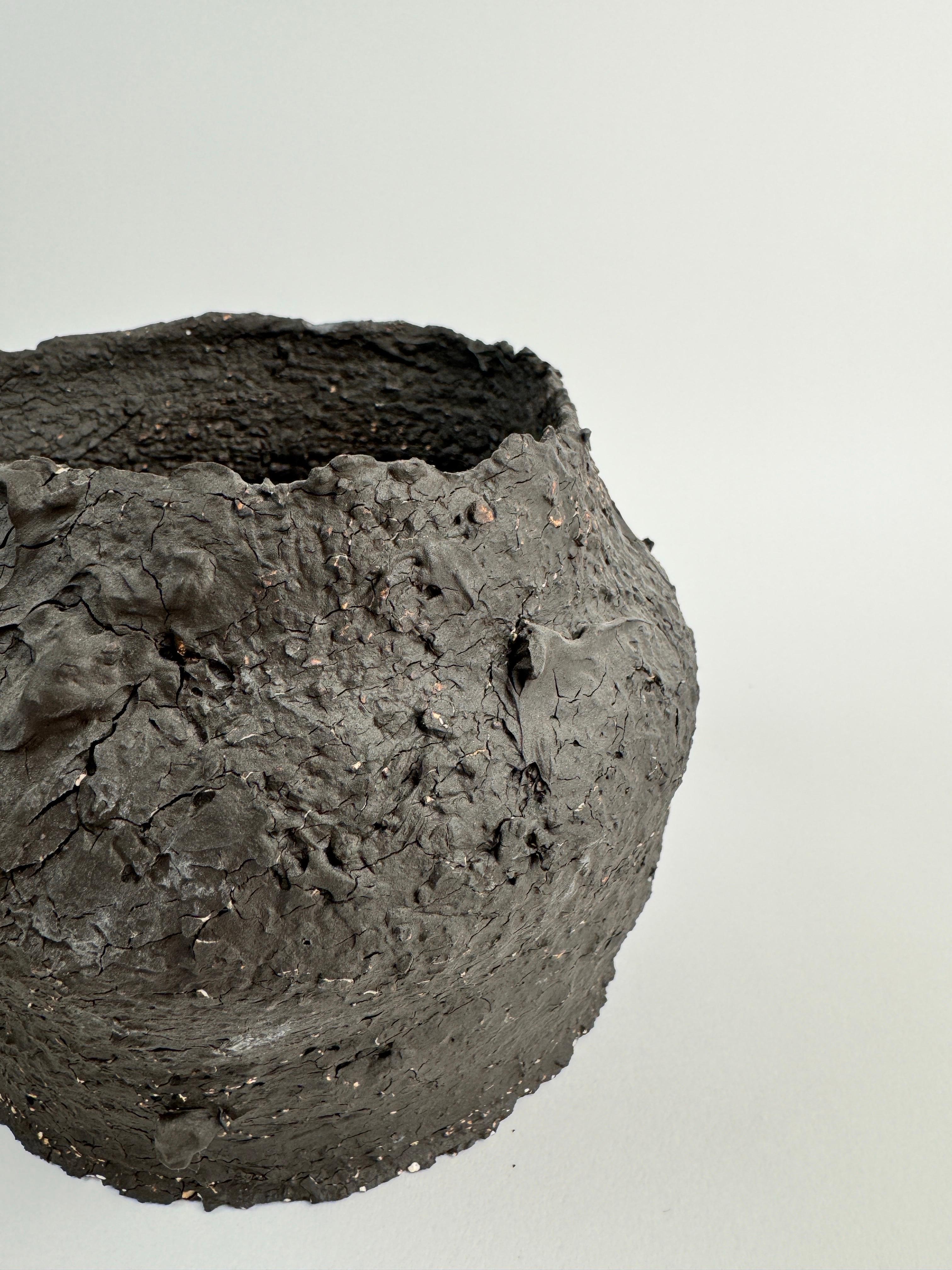 Sculptural Ceramic Form in Charred Black Clay  One-of-a-Kind Collector’s Object In New Condition For Sale In Joniskio rajonas, LT