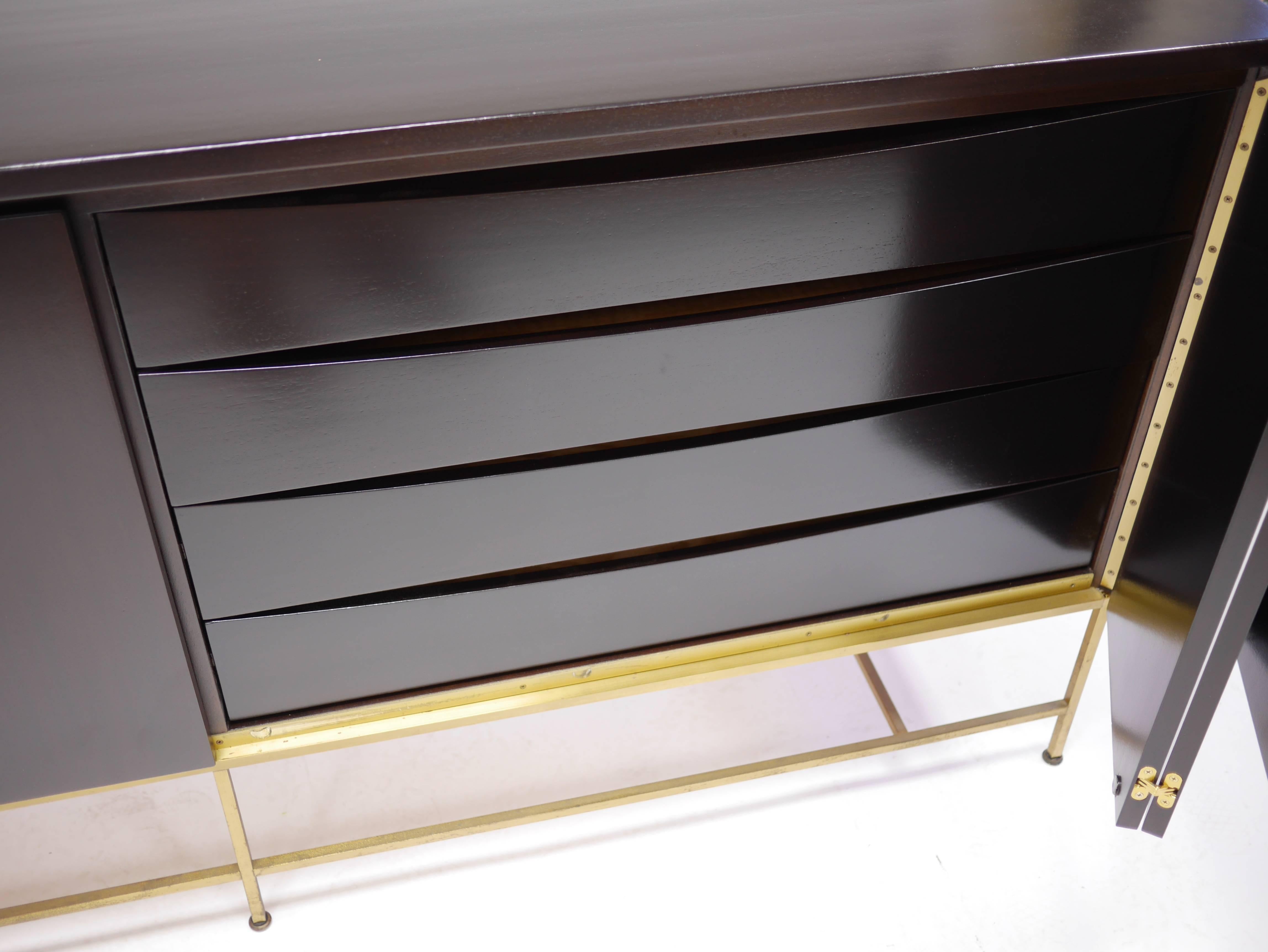 Mid-20th Century Mahogany and Brass Credenza by Paul McCobb for the Calvin Group