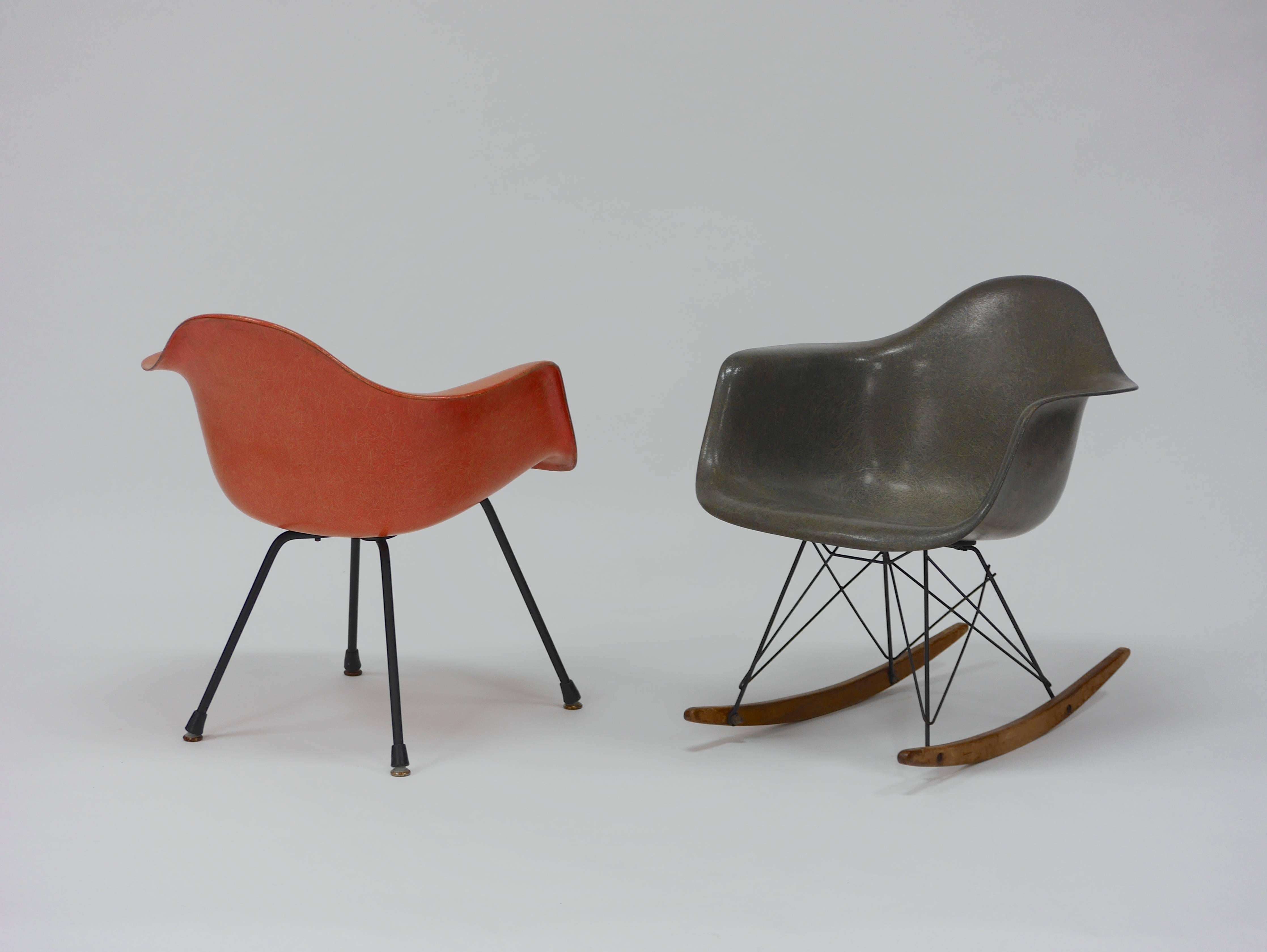 Iconic Rocker and Lounge Chair by Charles Eames for Zenith Plastics For Sale 3