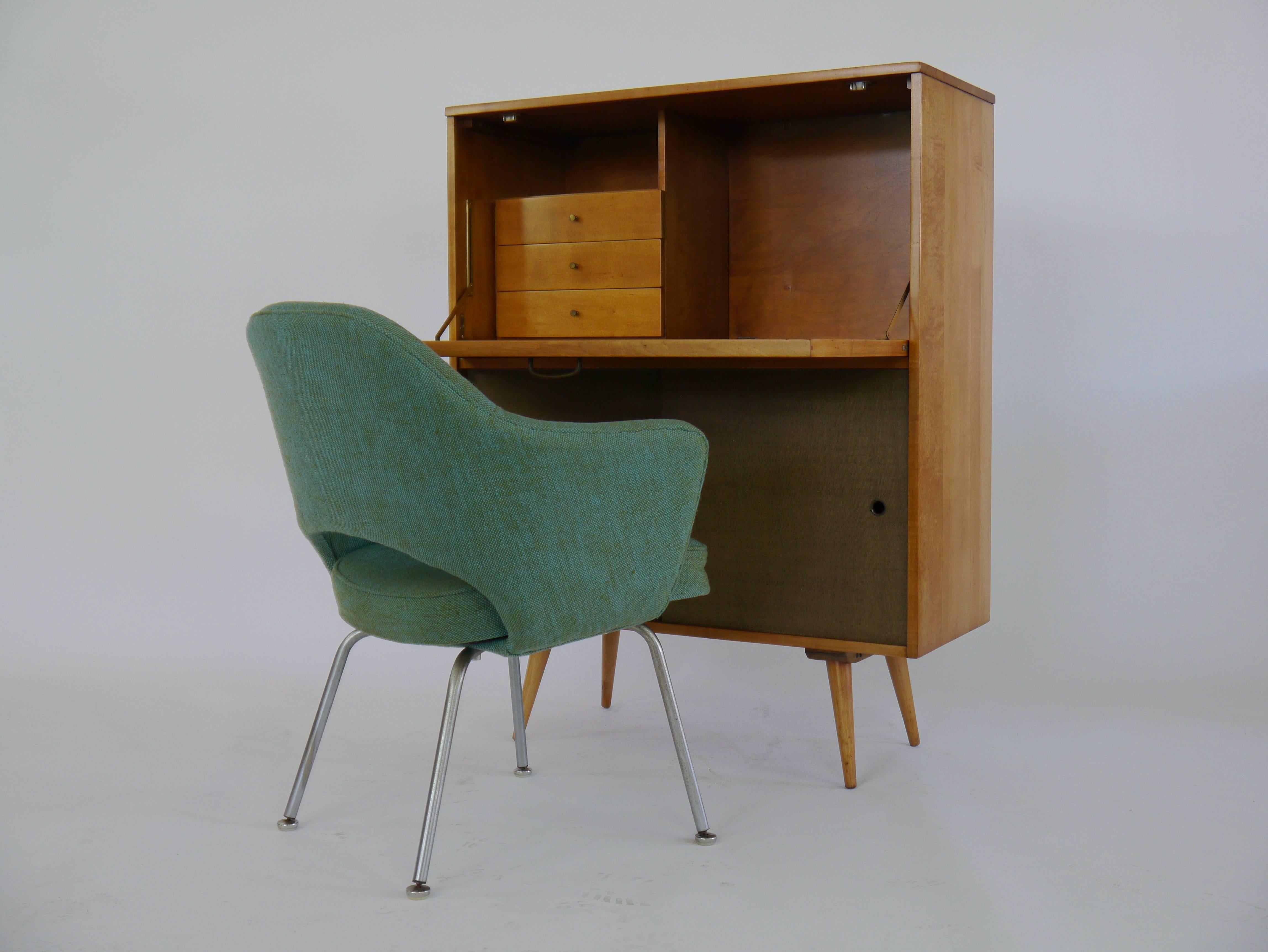 Planner Group Secretary Desk by Paul McCobb 4