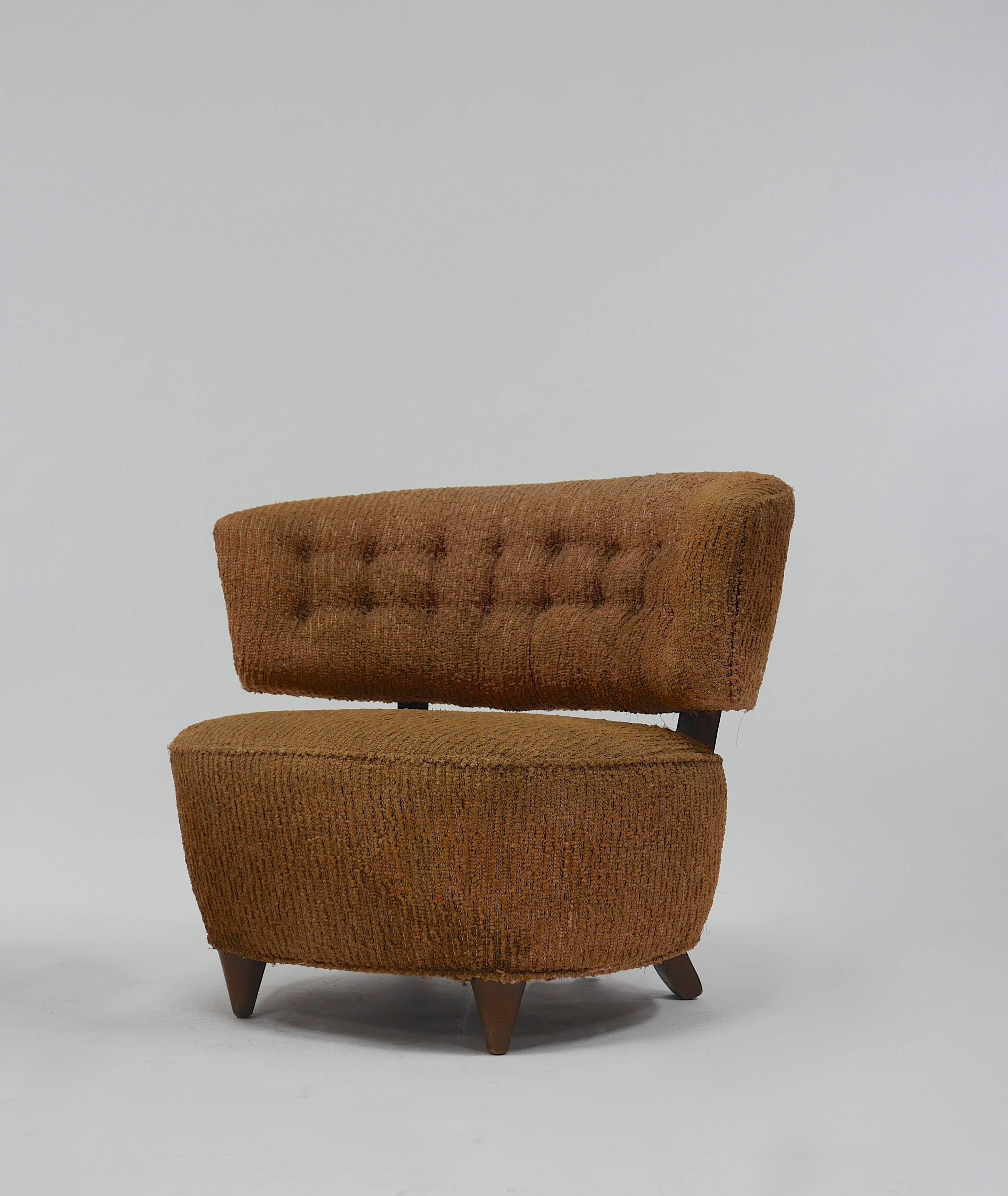 Mid-20th Century Pair of Gilbert Rohde Slipper Lounge Chairs